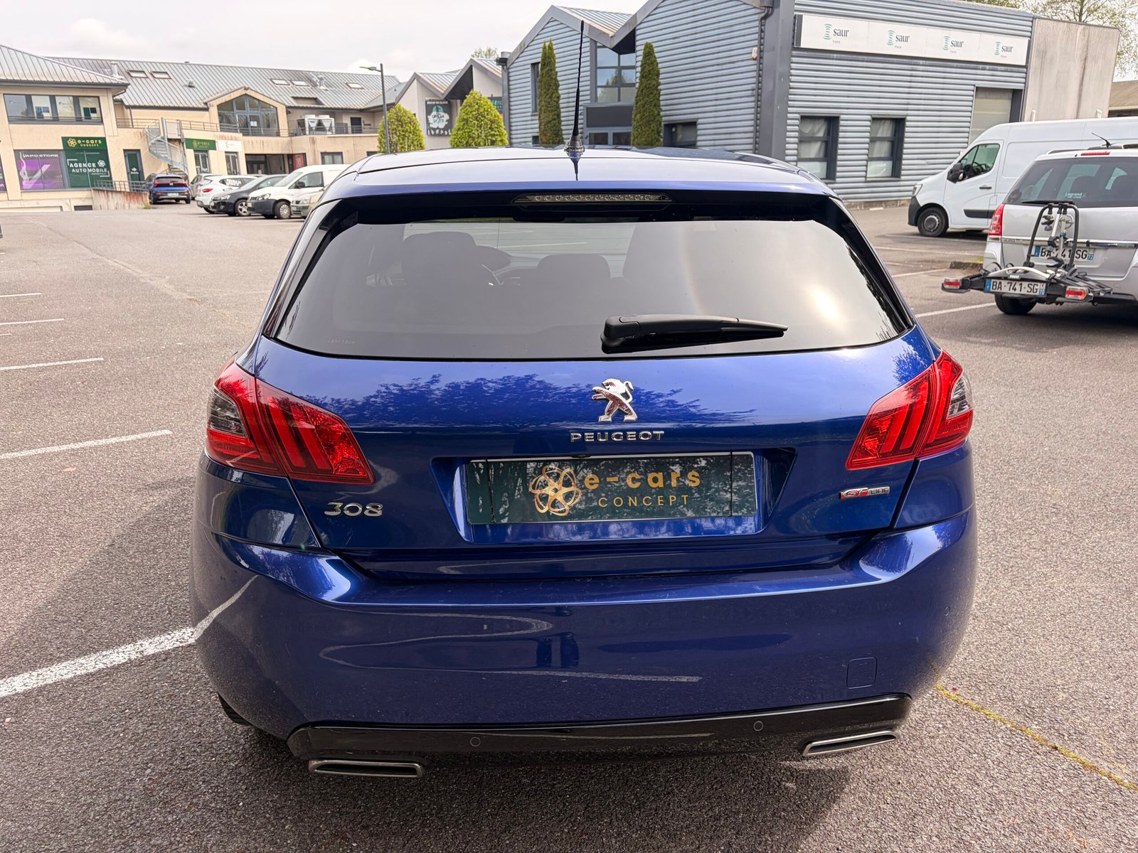 PEUGEOT 308 Phase II 1.2 THP Puretech 12V GPF EAT8 130 cv Boîte auto GT Line