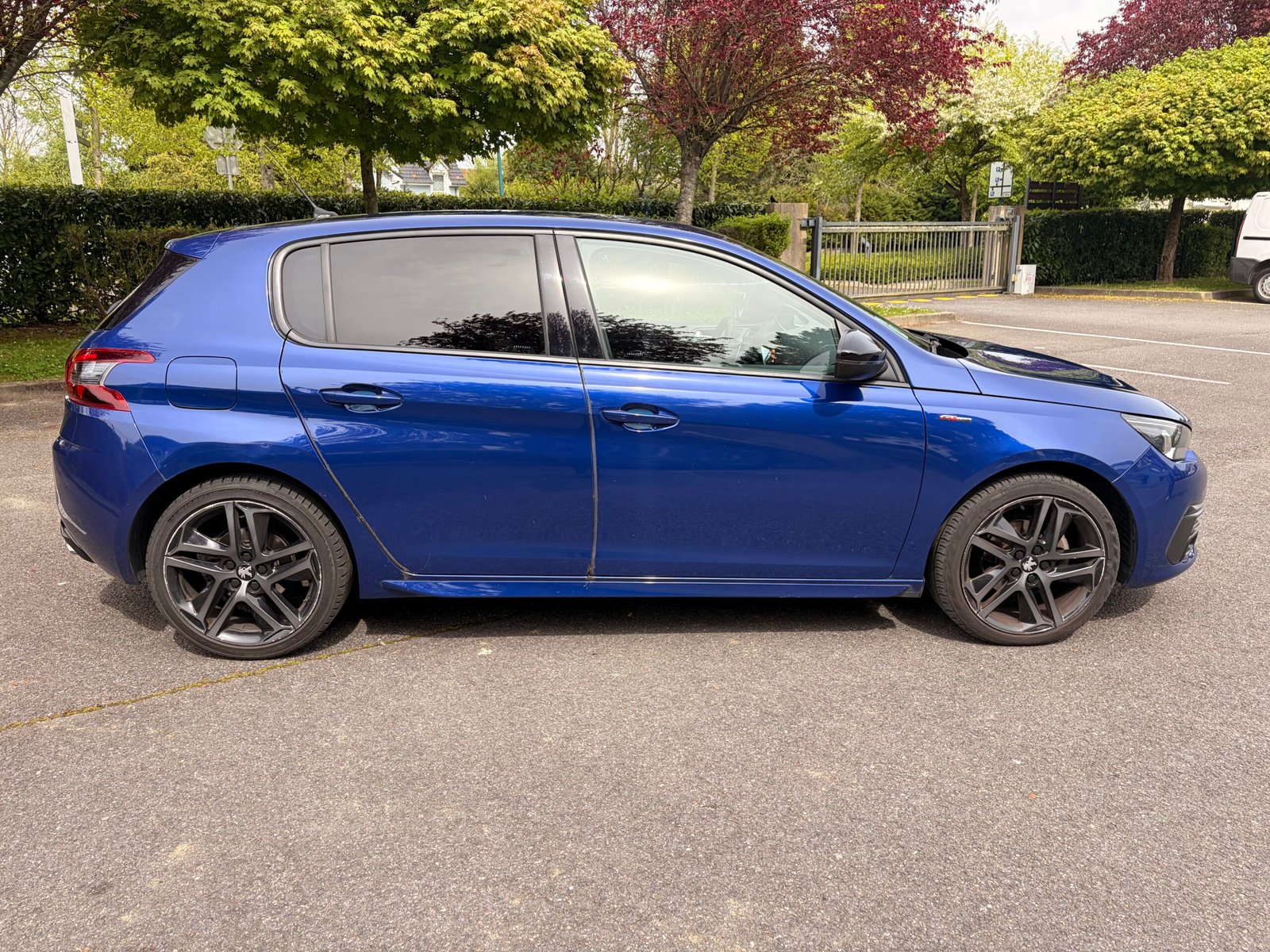 PEUGEOT 308 Phase II 1.2 THP Puretech 12V GPF EAT8 130 cv Boîte auto GT Line