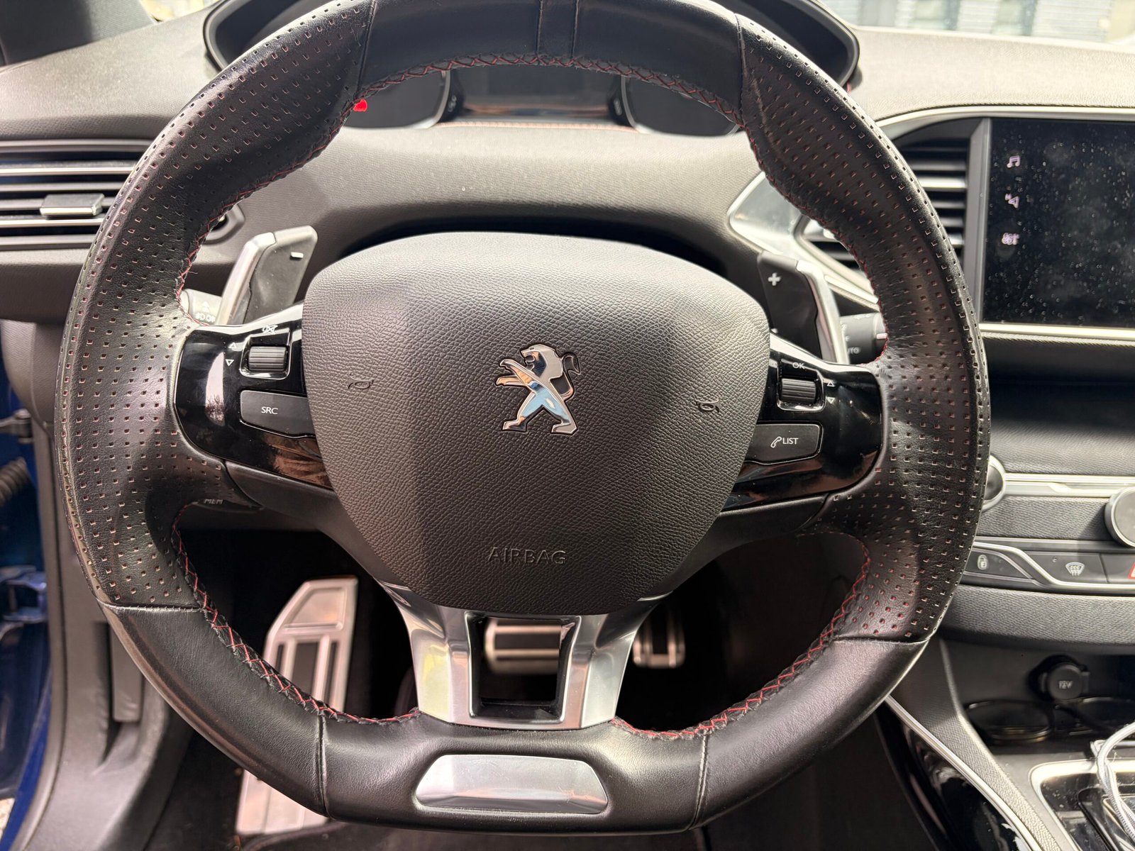 PEUGEOT 308 Phase II 1.2 THP Puretech 12V GPF EAT8 130 cv Boîte auto GT Line