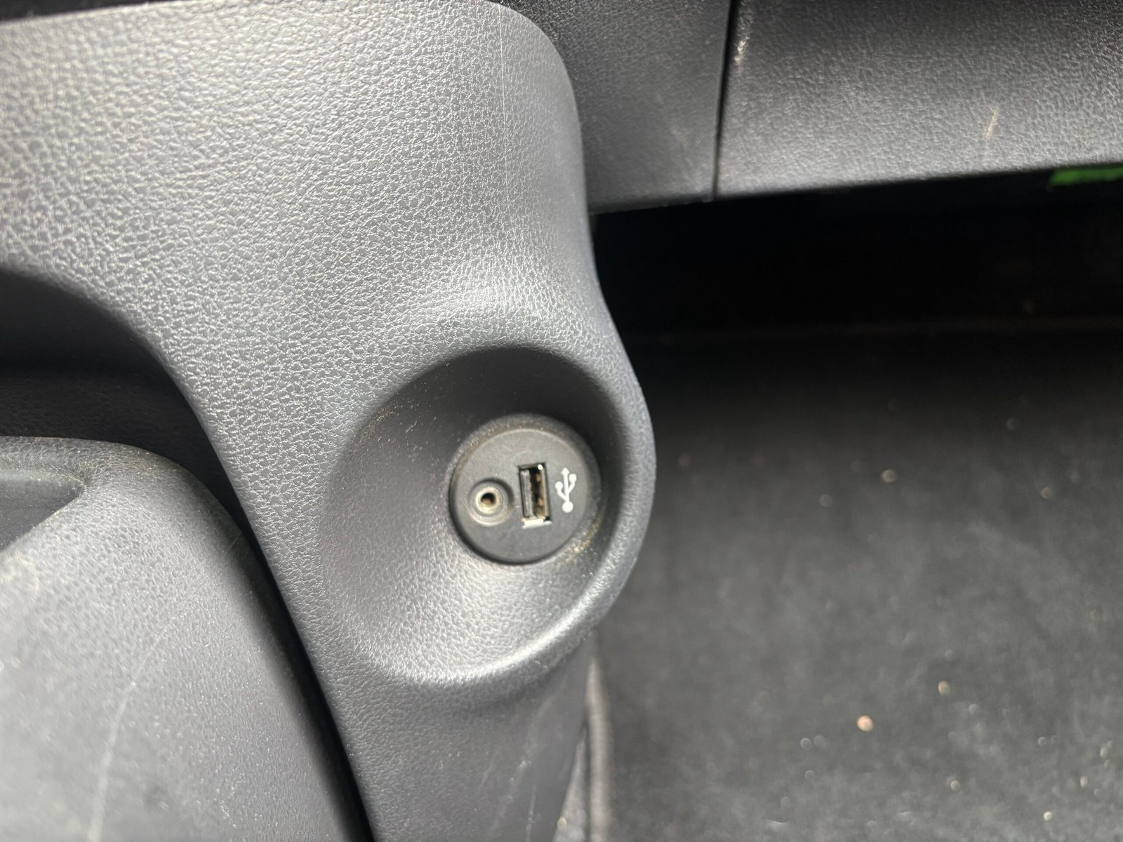 NISSAN Micra 1.2 i 12V 80 cv TEKNA