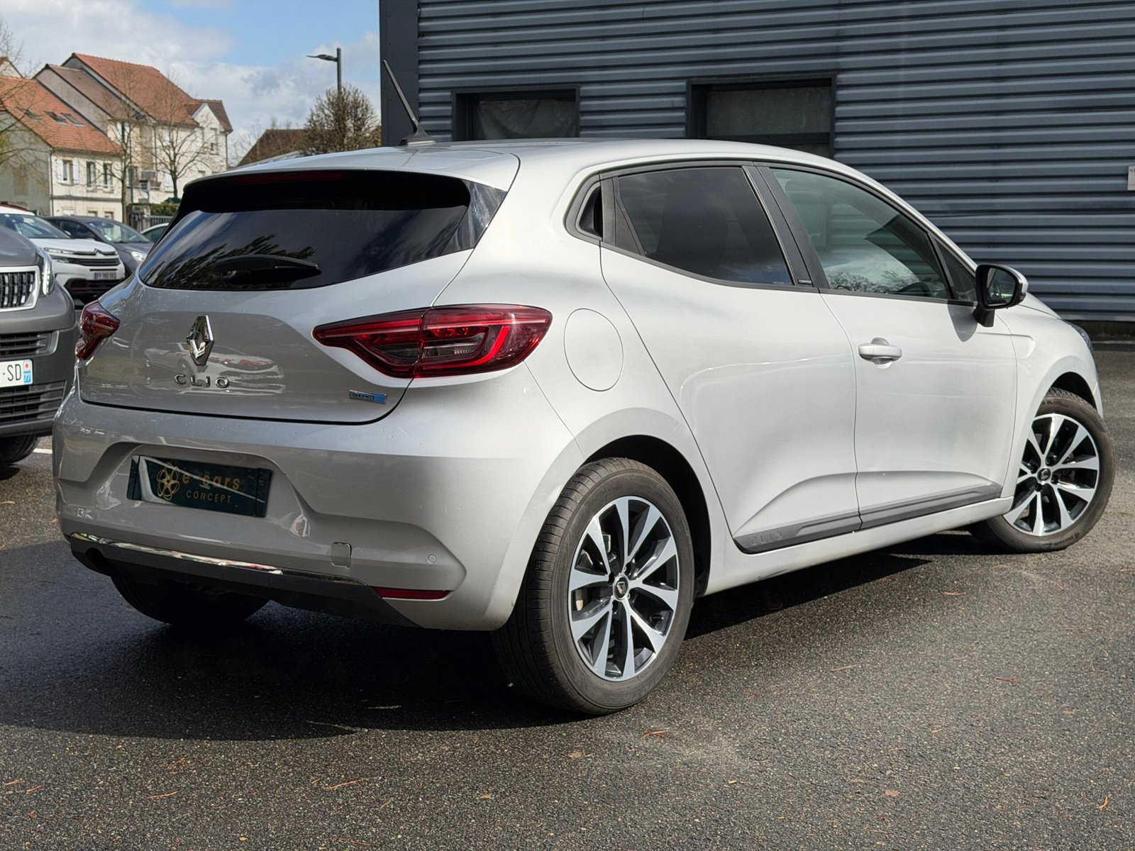 RENAULT Clio V 5 Portes E-TECH 1.6 140 Hybrid Boîte auto ZEN