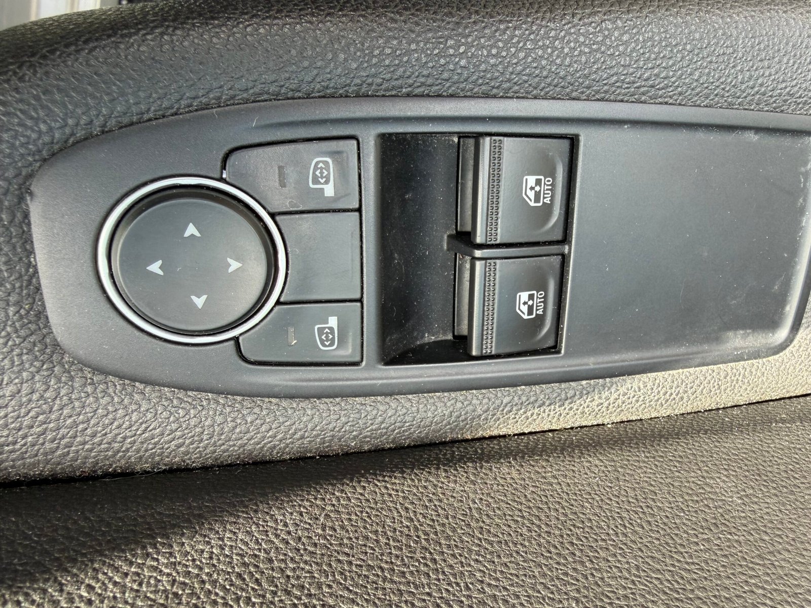 RENAULT Clio V 5 Portes E-TECH 1.6 140 Hybrid Boîte auto ZEN