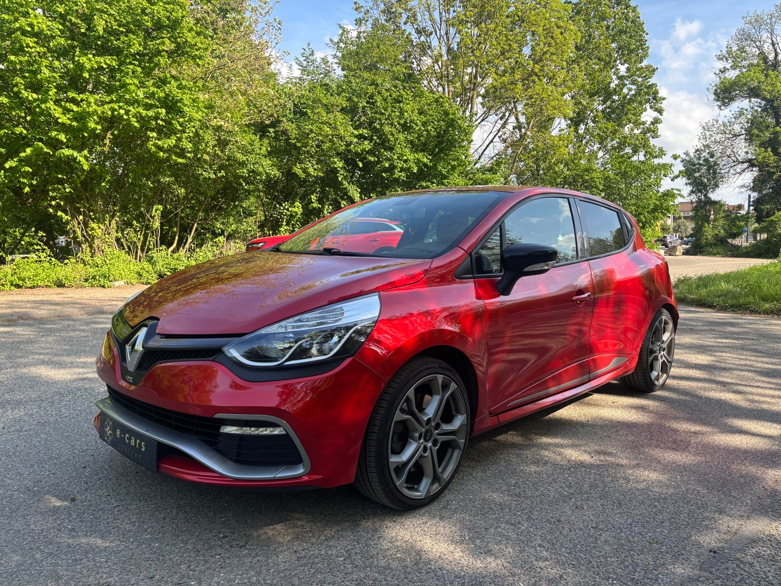 RENAULT Clio IV RS 1.6 16V Turbo EDC6 200