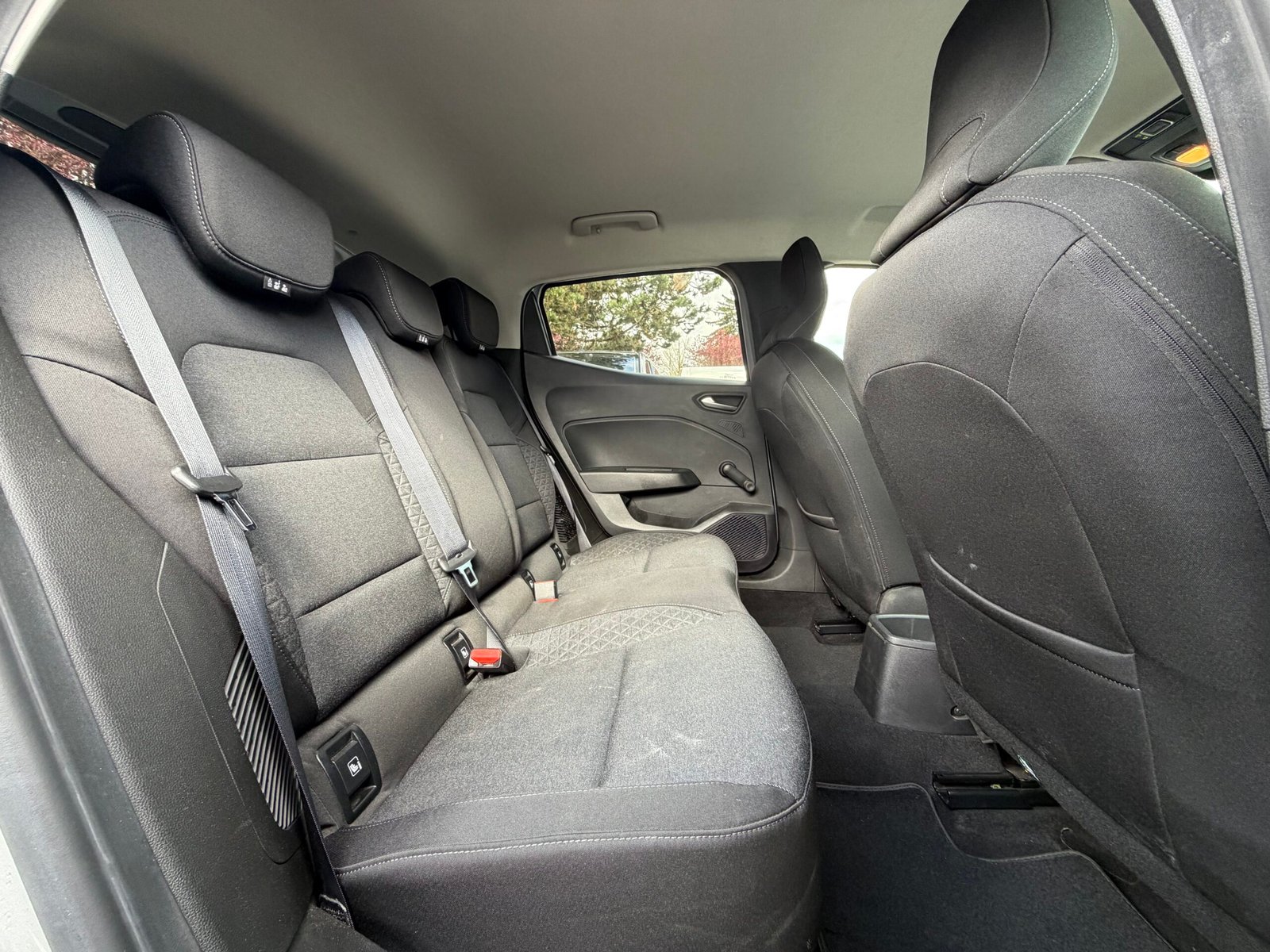 RENAULT Clio V 5 Portes E-TECH 1.6 140 Hybrid Boîte auto ZEN