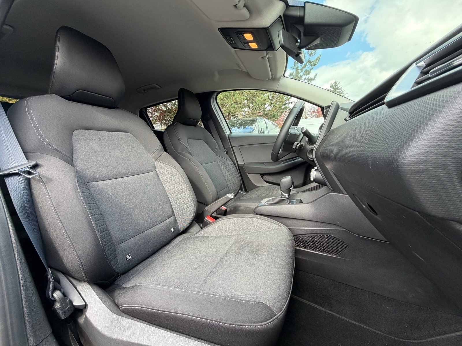 RENAULT Clio V 5 Portes E-TECH 1.6 140 Hybrid Boîte auto ZEN