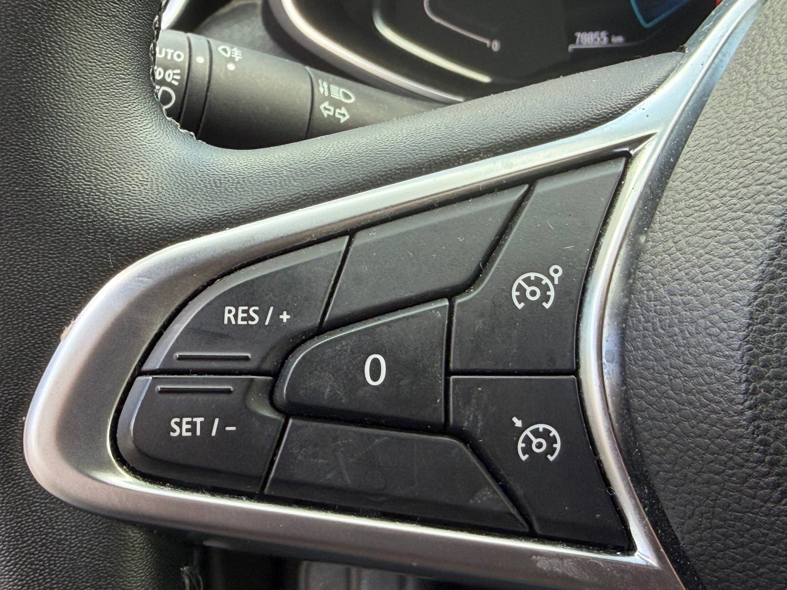 RENAULT Clio V 5 Portes E-TECH 1.6 140 Hybrid Boîte auto ZEN