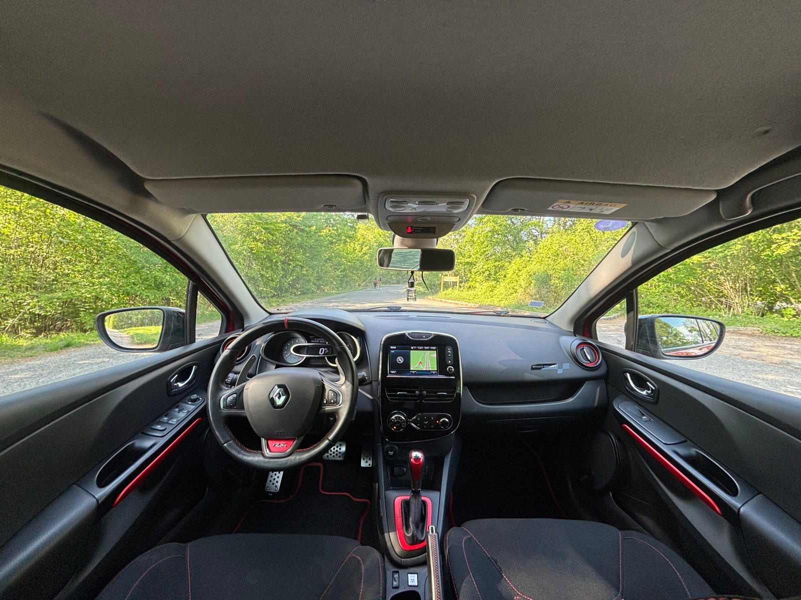 RENAULT Clio IV RS 1.6 16V Turbo EDC6 200