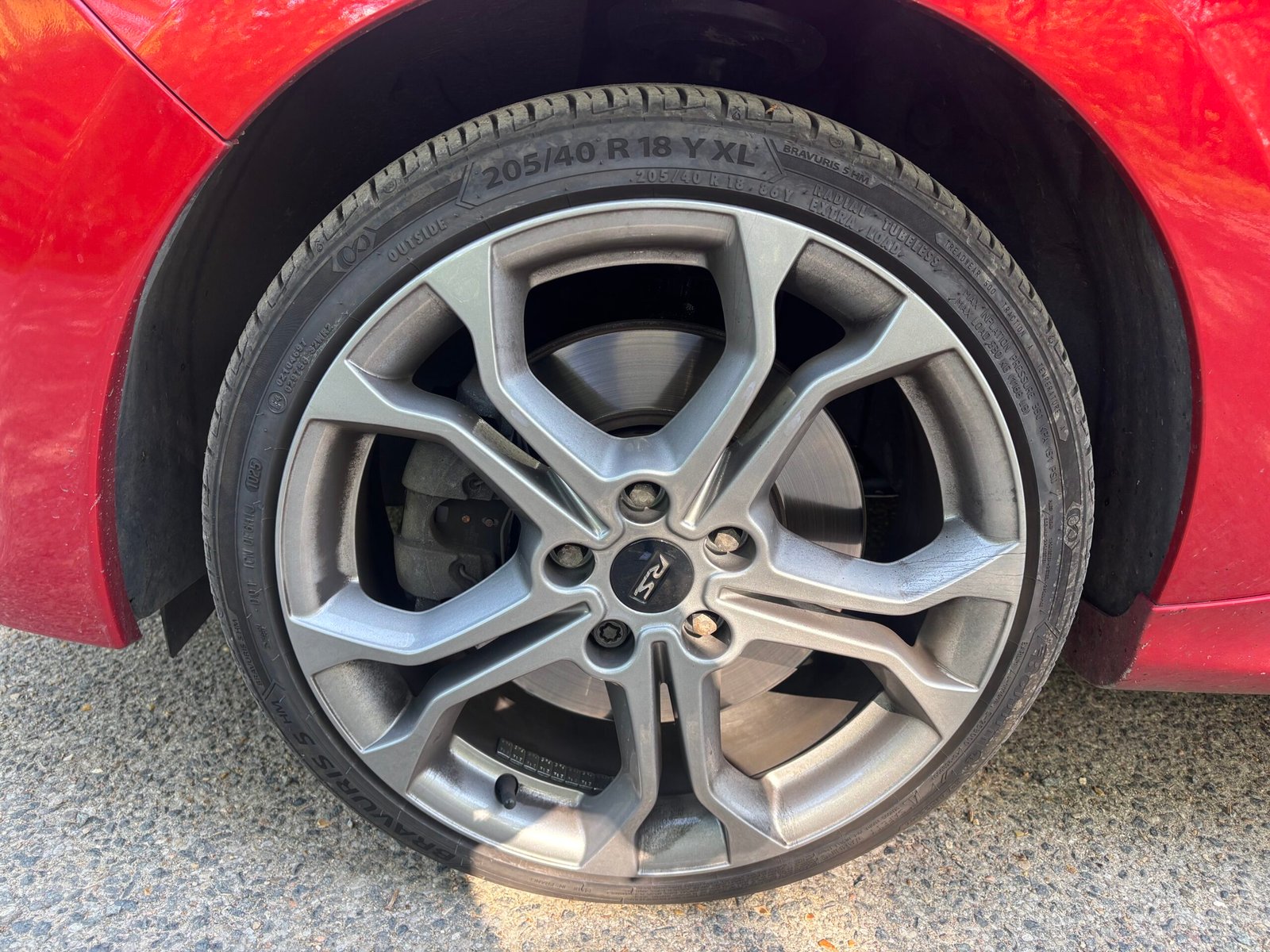 RENAULT Clio IV RS 1.6 16V Turbo EDC6 200