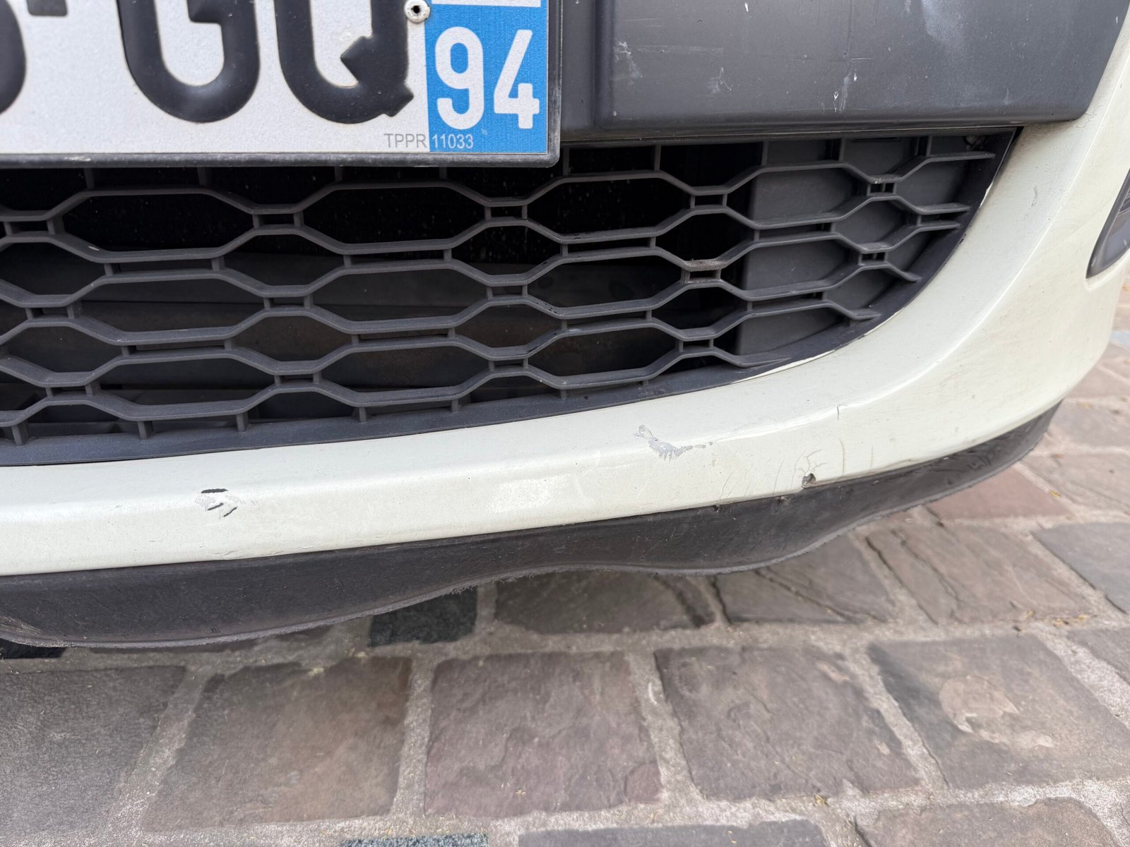 Renault Twingo 2 phase 2 1.2 essence 75ch