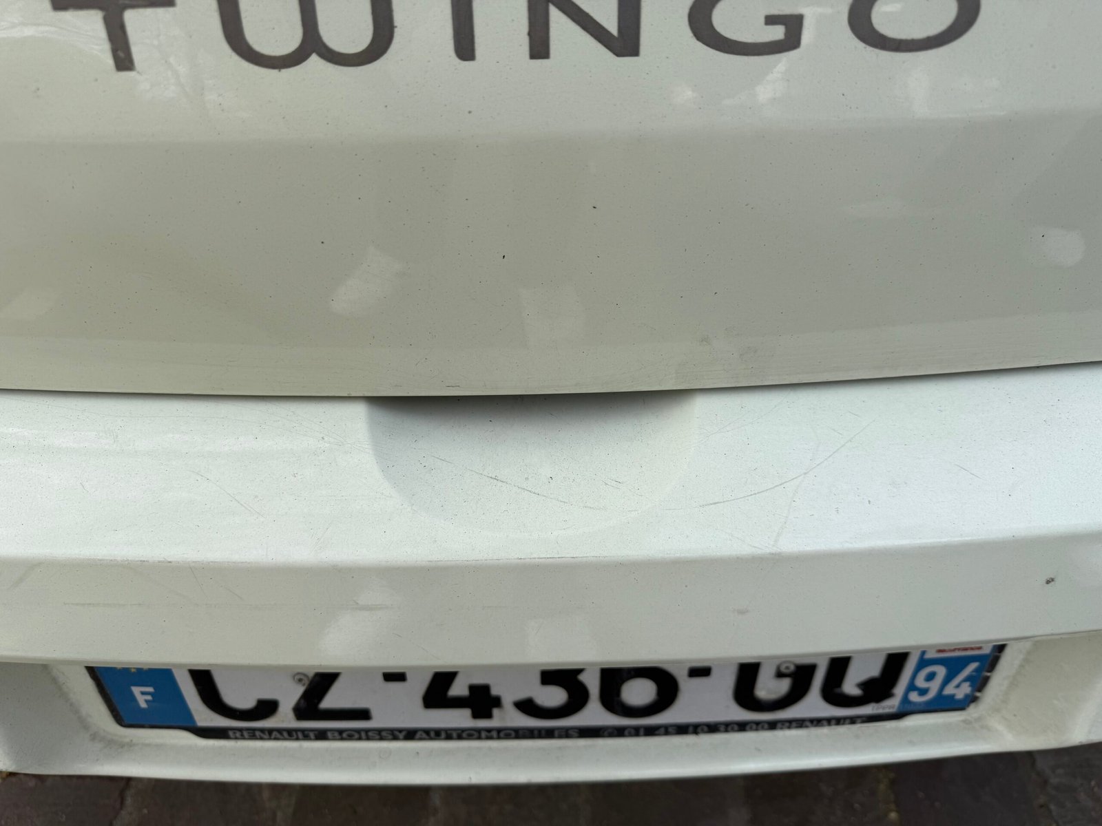 Renault Twingo 2 phase 2 1.2 essence 75ch