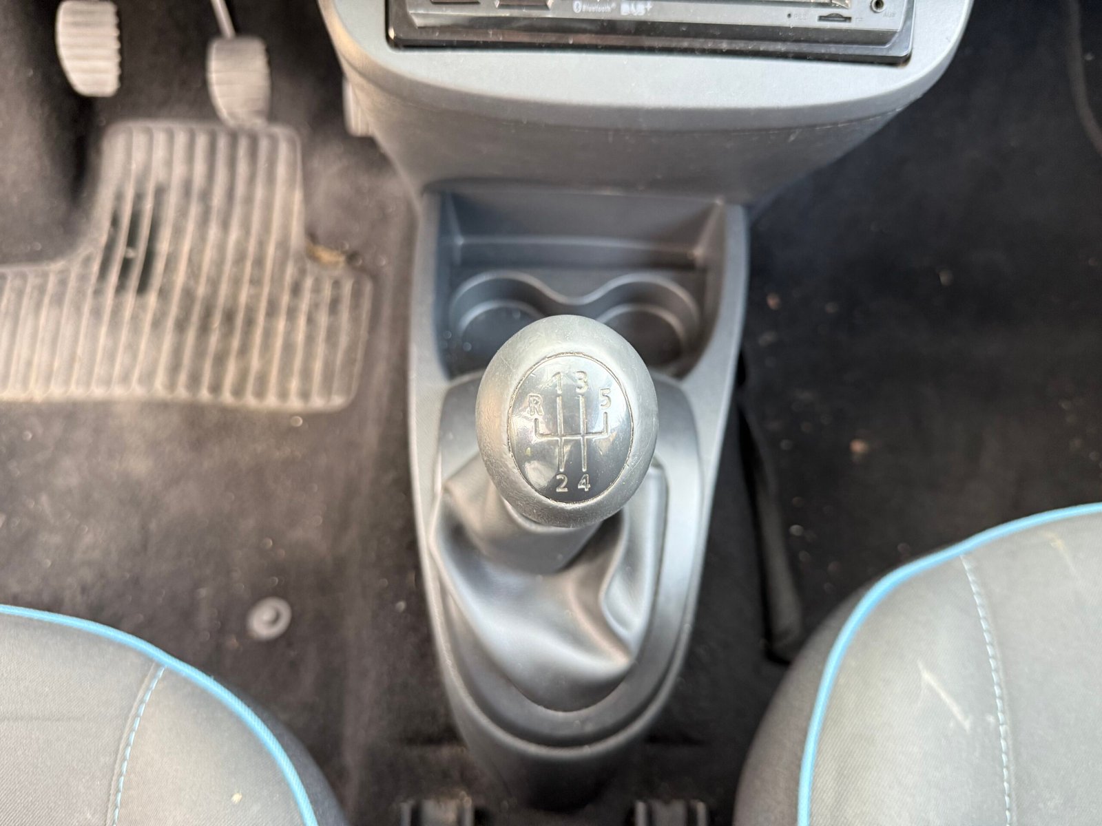 Renault Twingo 2 phase 2 1.2 essence 75ch