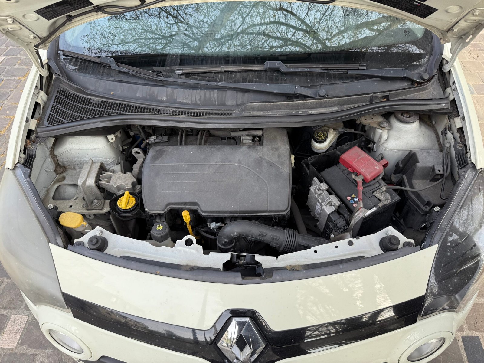 Renault Twingo 2 phase 2 1.2 essence 75ch