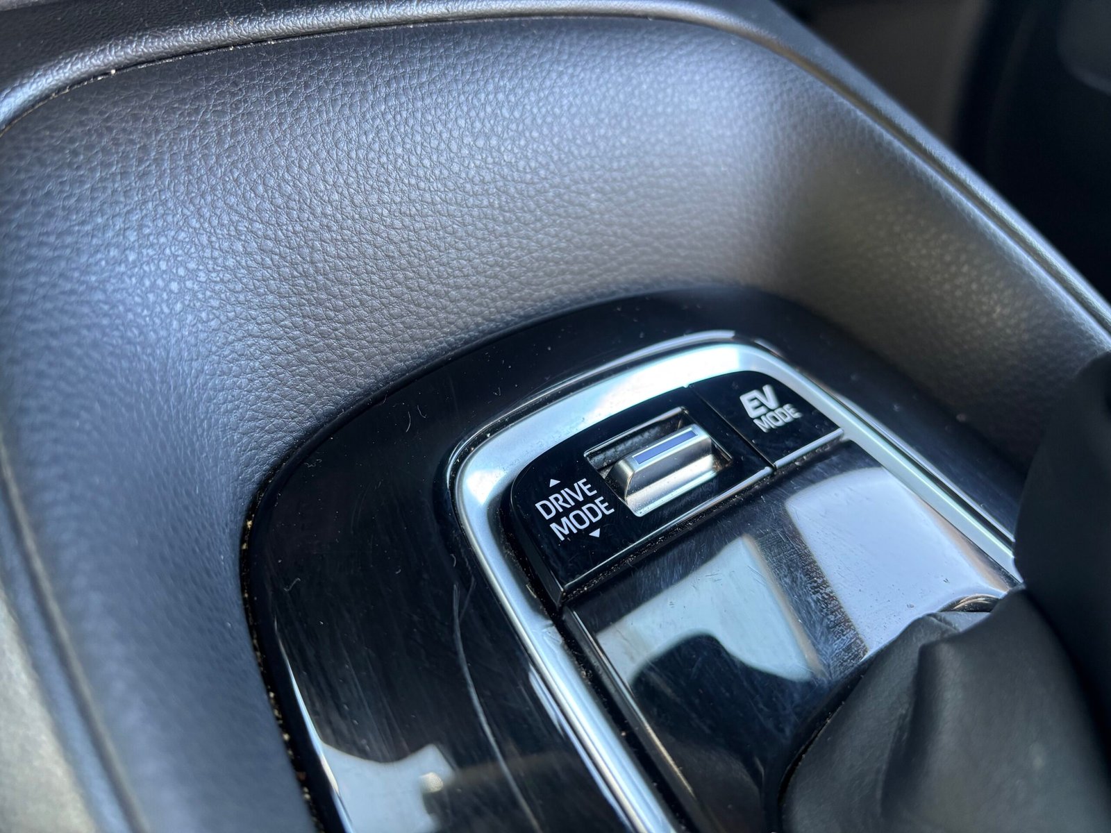 TOYOTA Corolla 1.8 VVT-i 122 Dynamic Business