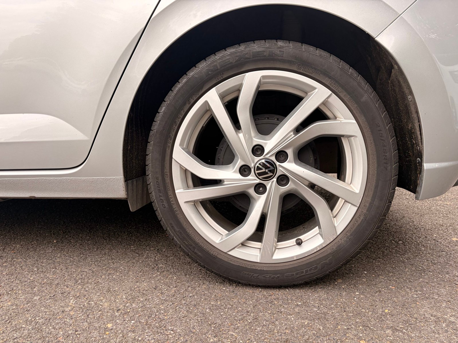 VOLKSWAGEN Polo VI Phase 2 1.0 TSI 12V BMT DSG7 95 cv Boîte auto Style