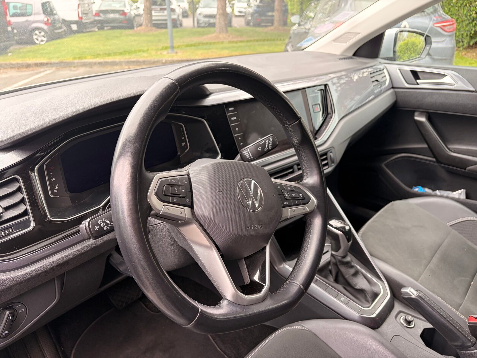 VOLKSWAGEN Polo VI Phase 2 1.0 TSI 12V BMT DSG7 95 cv Boîte auto Style