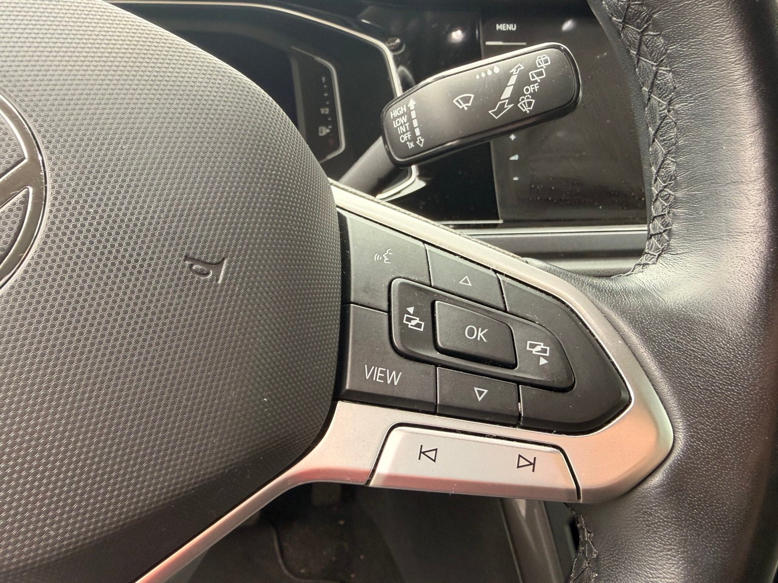 VOLKSWAGEN Polo VI Phase 2 1.0 TSI 12V BMT DSG7 95 cv Boîte auto Style