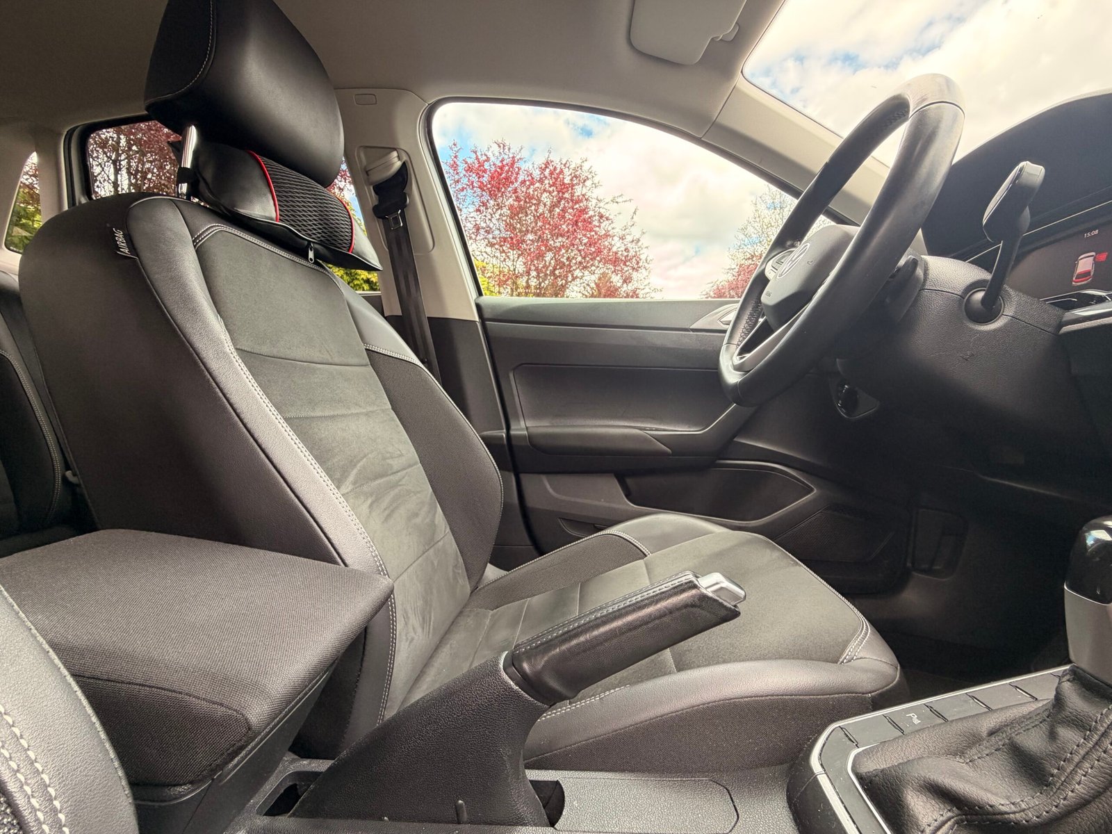 VOLKSWAGEN Polo VI Phase 2 1.0 TSI 12V BMT DSG7 95 cv Boîte auto Style