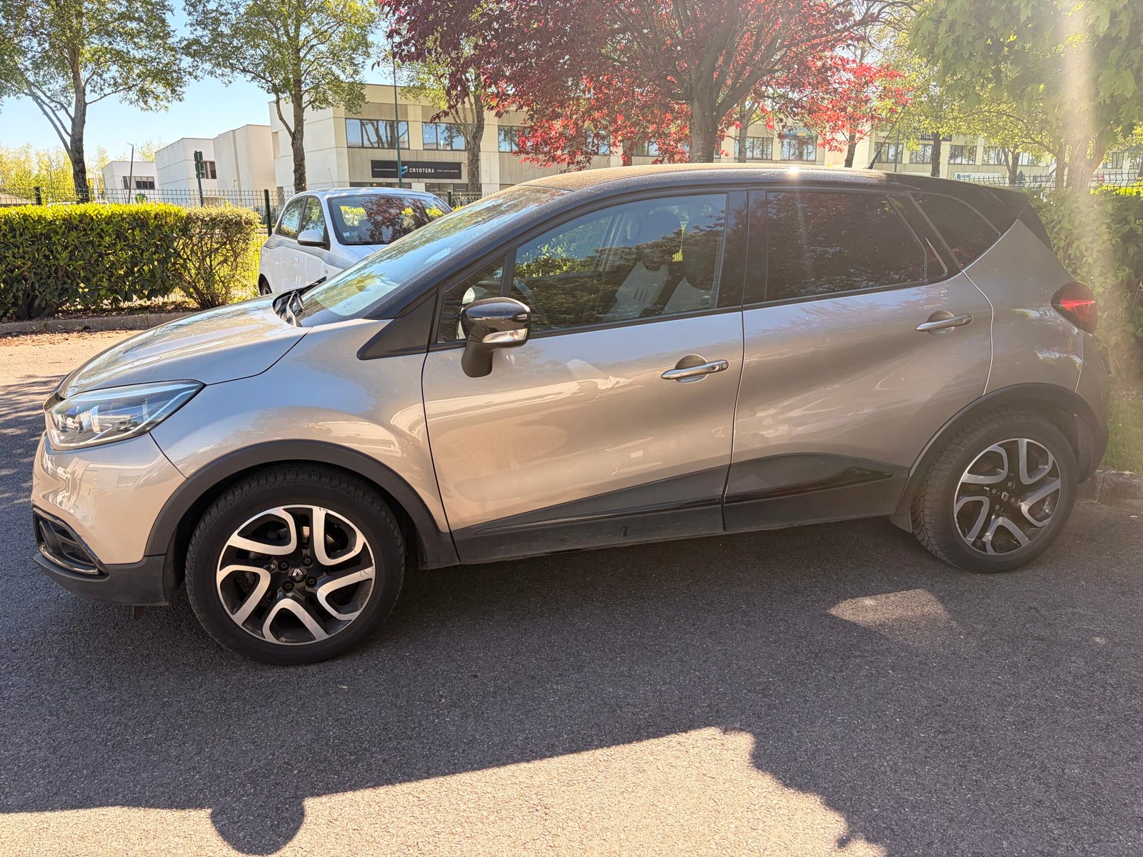 RENAULT Captur 1.2 TCe 16V EDC6 120 cv Boîte auto Intens