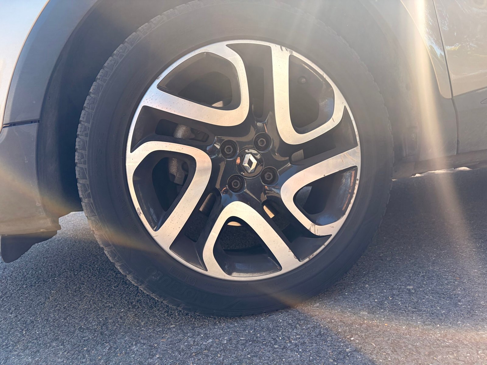 RENAULT Captur 1.2 TCe 16V EDC6 120 cv Boîte auto Intens