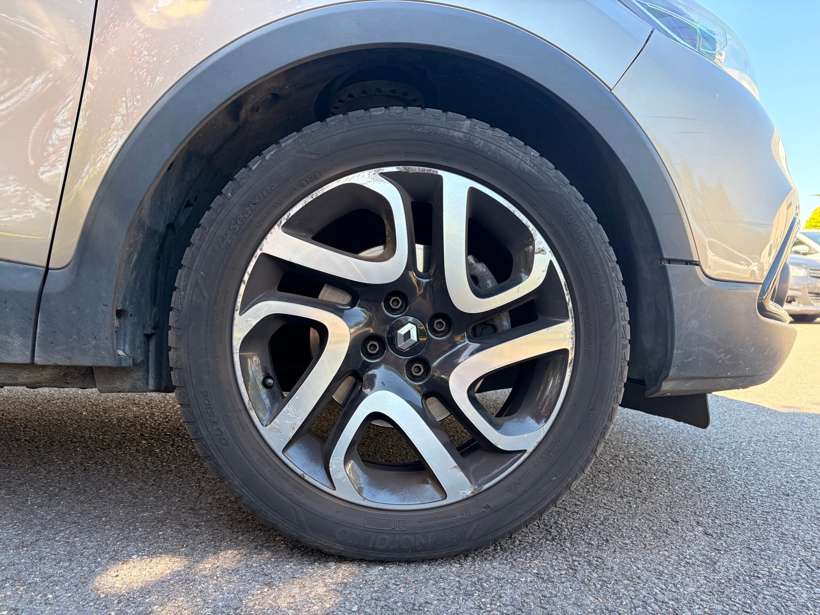 RENAULT Captur 1.2 TCe 16V EDC6 120 cv Boîte auto Intens