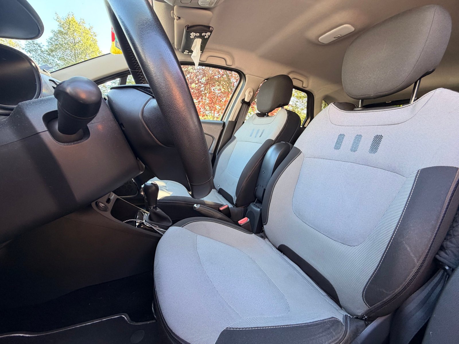 RENAULT Captur 1.2 TCe 16V EDC6 120 cv Boîte auto Intens