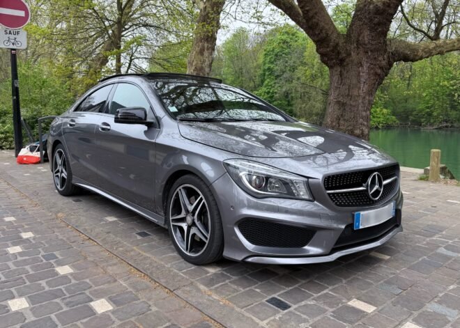 Mercedes-Benz CLA220d Amg Line 7G-DCT