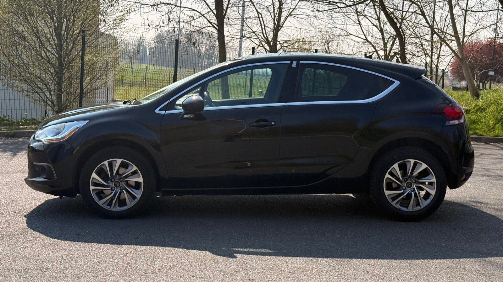 CITROËN DS4 2.0 HDi 136 cv finition Exécutive