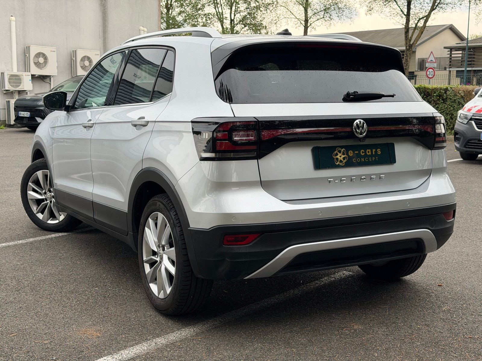 VOLKSWAGEN T-Cross 1.0 TSI DSG7 116 cv Boîte auto CARAT 1 ÈRE MAIN , ENTRETIEN FULL VOLKSWAGEN