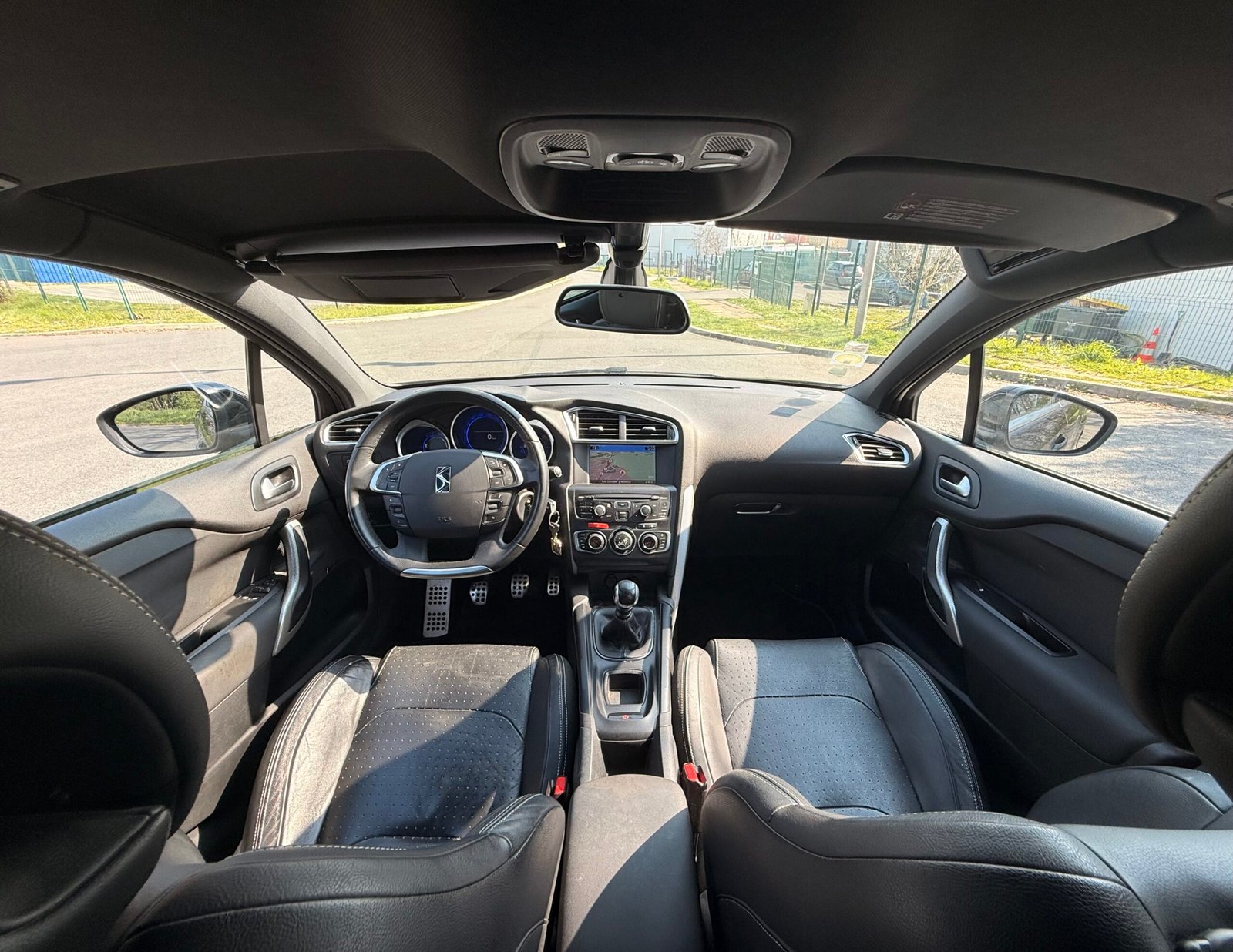 CITROËN DS4 2.0 HDi 136 cv finition Exécutive