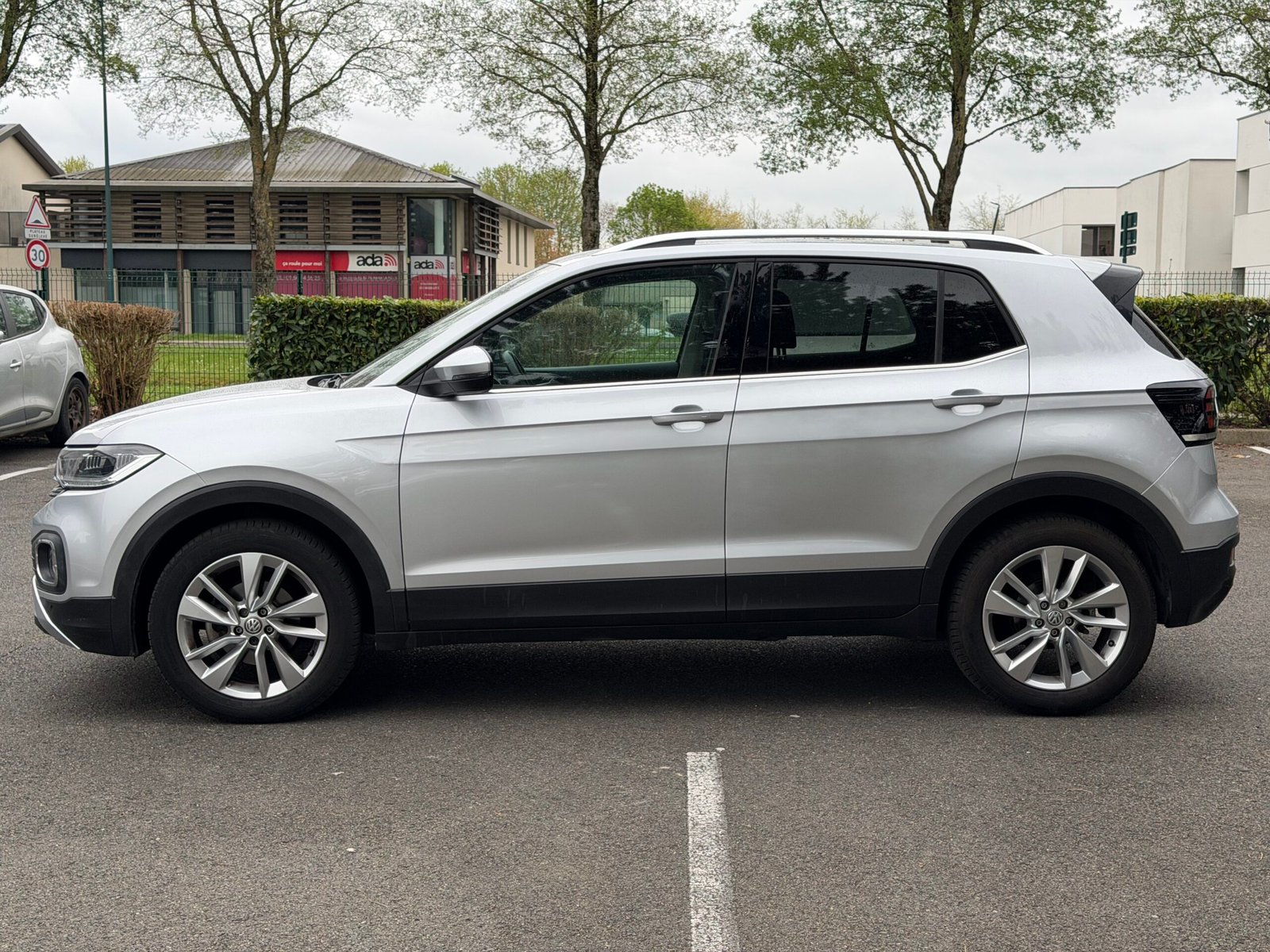 VOLKSWAGEN T-Cross 1.0 TSI DSG7 116 cv Boîte auto CARAT 1 ÈRE MAIN , ENTRETIEN FULL VOLKSWAGEN