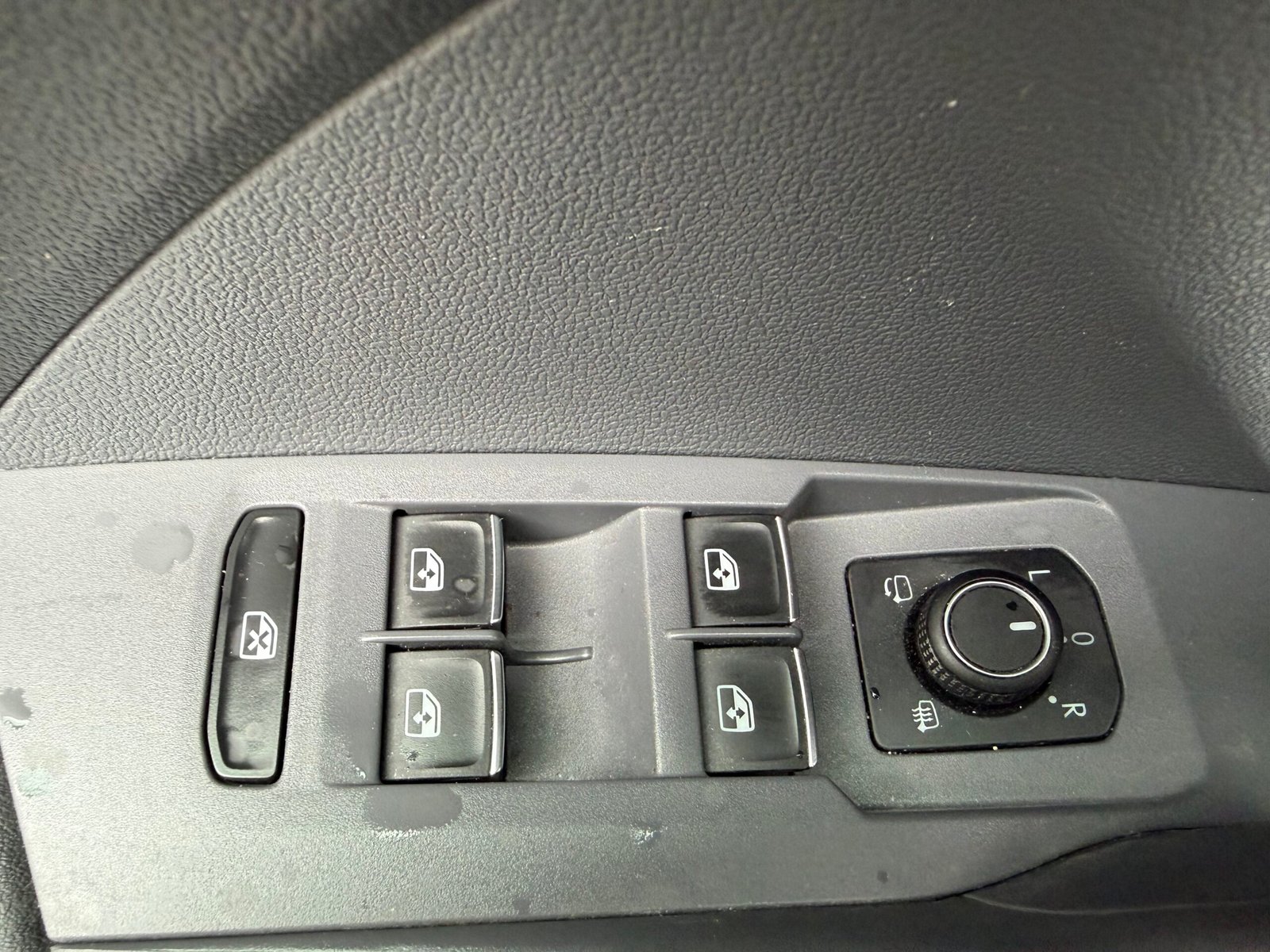 VOLKSWAGEN T-Cross 1.0 TSI DSG7 116 cv Boîte auto CARAT 1 ÈRE MAIN , ENTRETIEN FULL VOLKSWAGEN