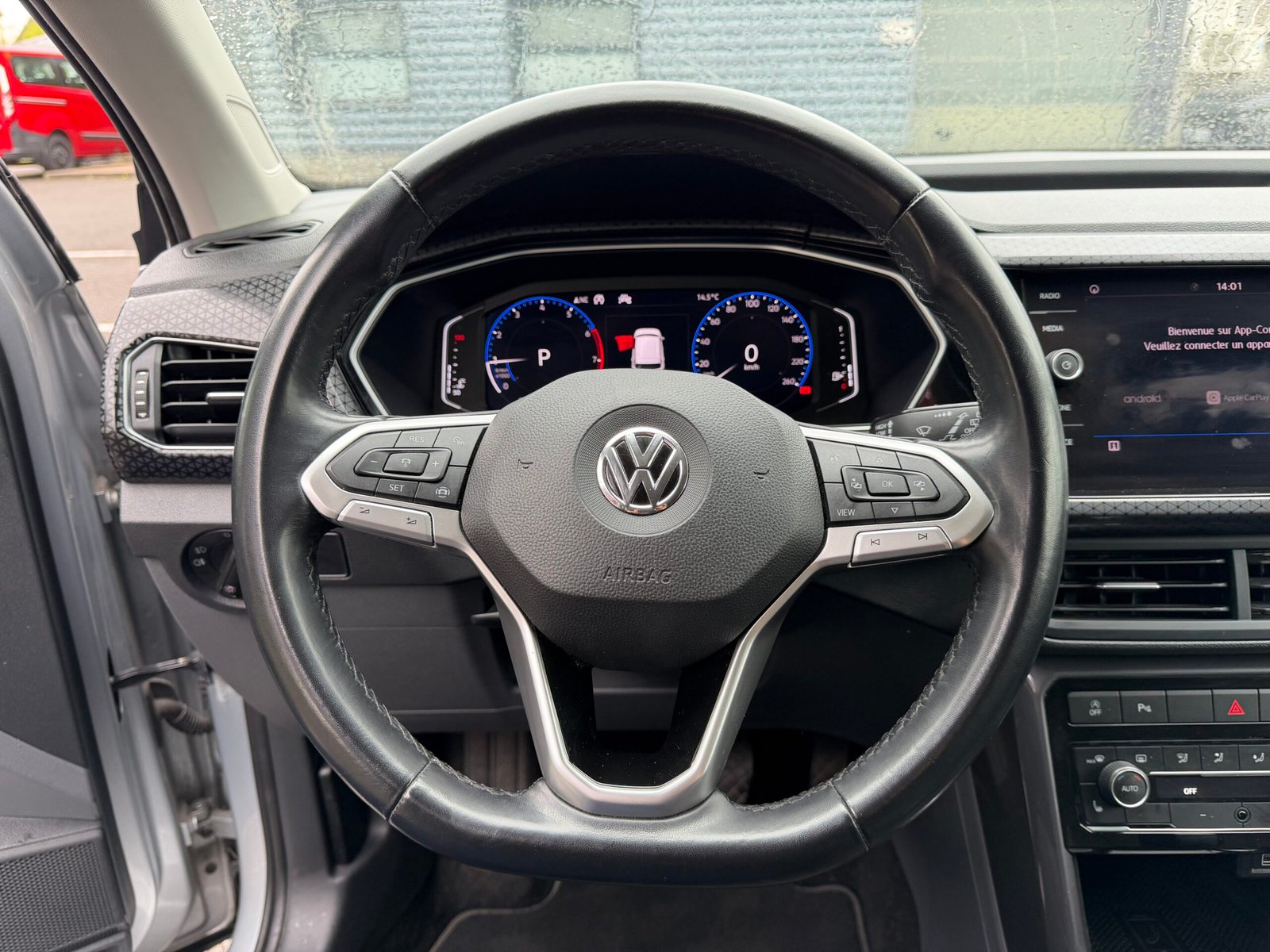 VOLKSWAGEN T-Cross 1.0 TSI DSG7 116 cv Boîte auto CARAT 1 ÈRE MAIN , ENTRETIEN FULL VOLKSWAGEN