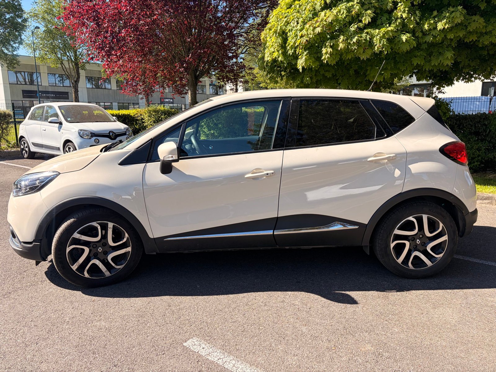 RENAULT Captur – I 1.2 TCe 16V EDC6 120 cv Boîte auto Intens