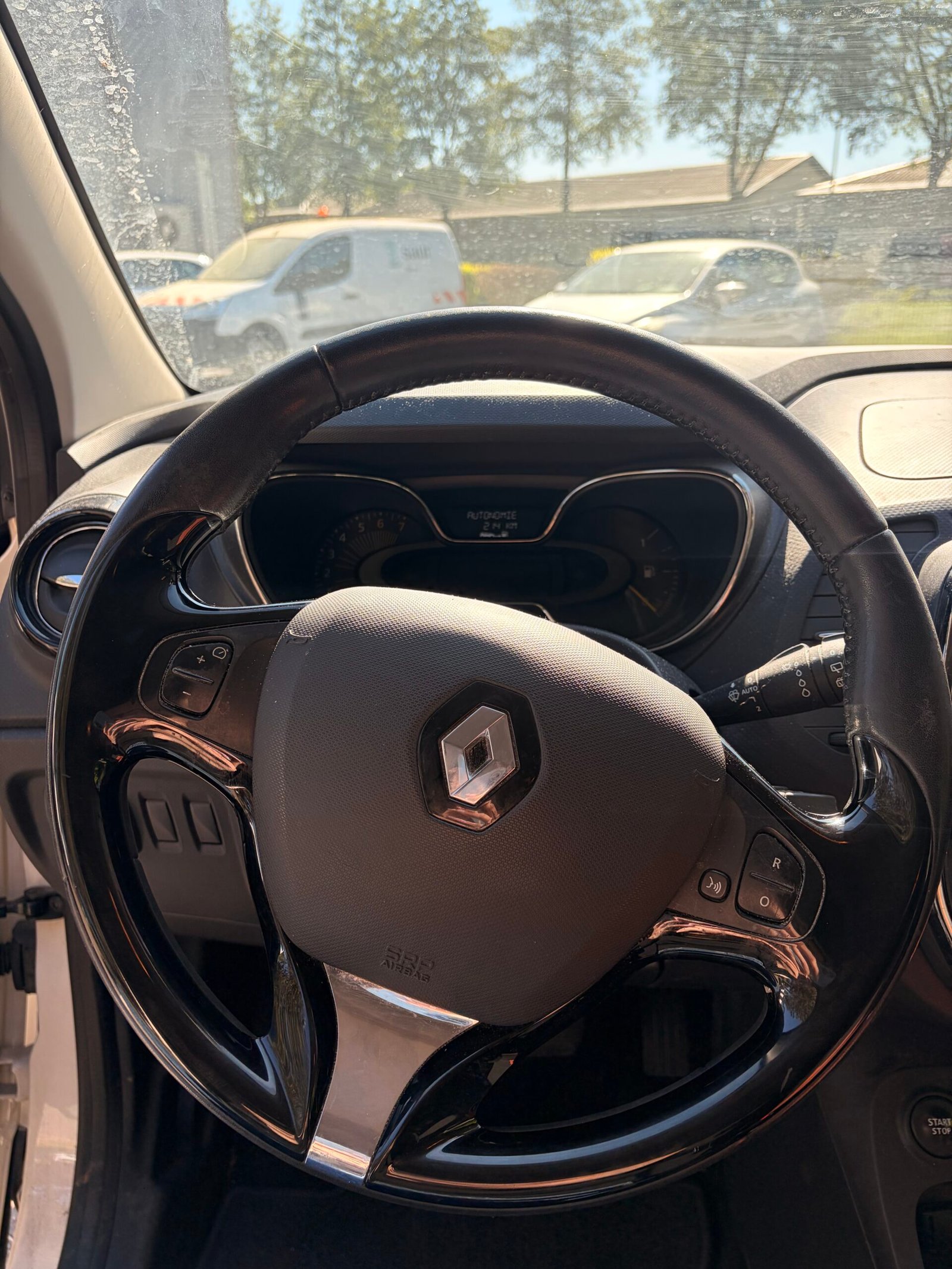 RENAULT Captur – I 1.2 TCe 16V EDC6 120 cv Boîte auto Intens