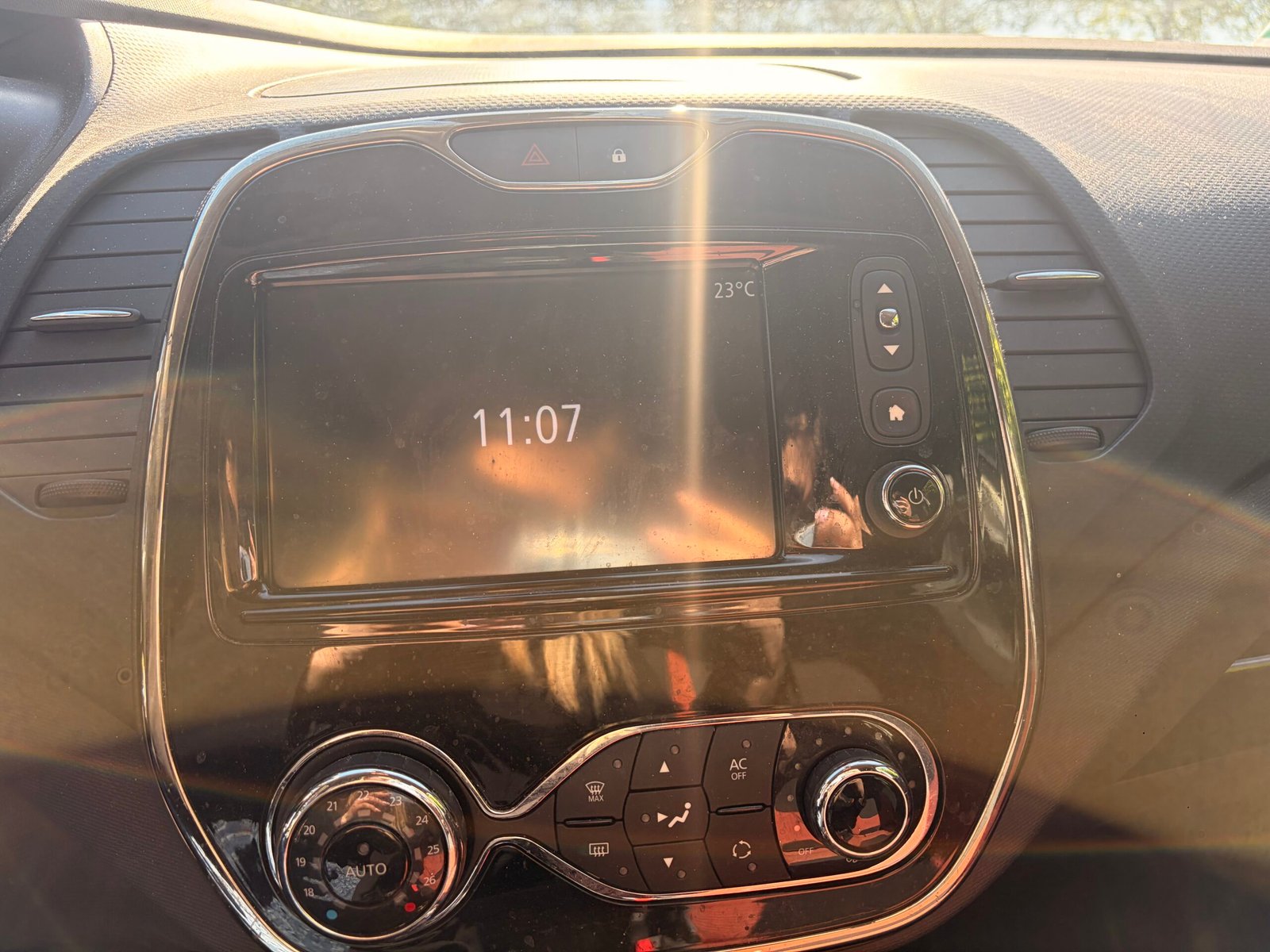 RENAULT Captur – I 1.2 TCe 16V EDC6 120 cv Boîte auto Intens