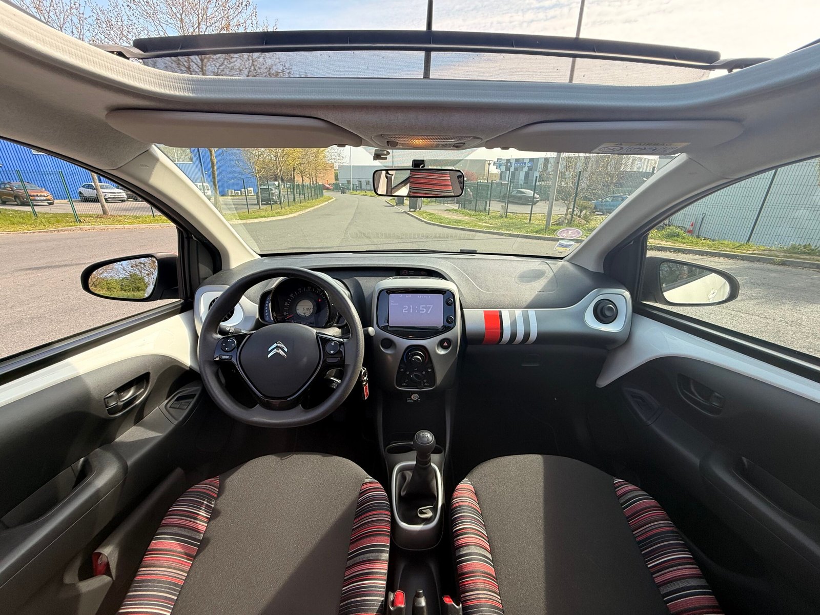 CITROËN C1 5 Portes Airscape 1.2 VTi 82 cv / Mentos