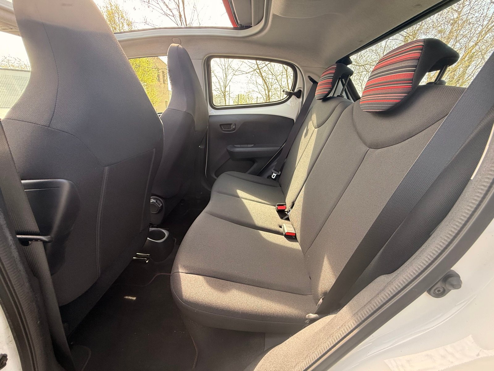 CITROËN C1 5 Portes Airscape 1.2 VTi 82 cv / Mentos