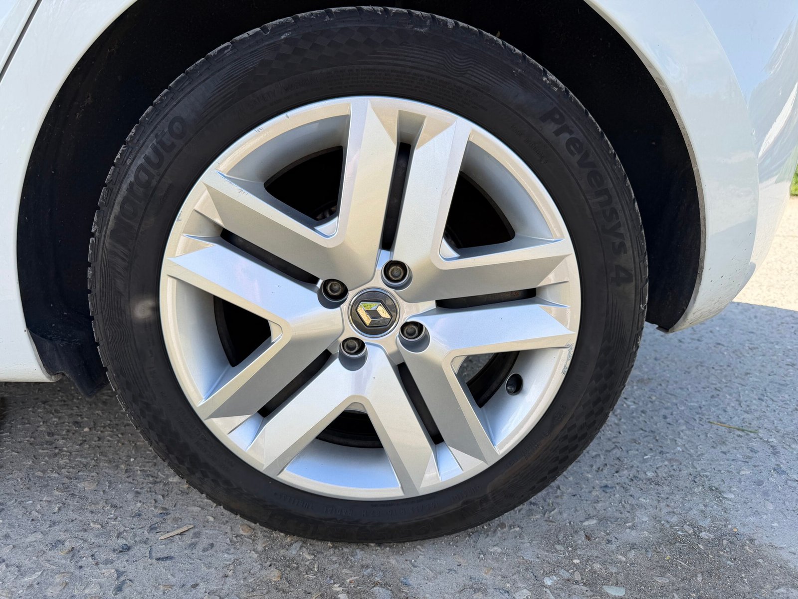 Renault Clio V 1,0 sce 100ch