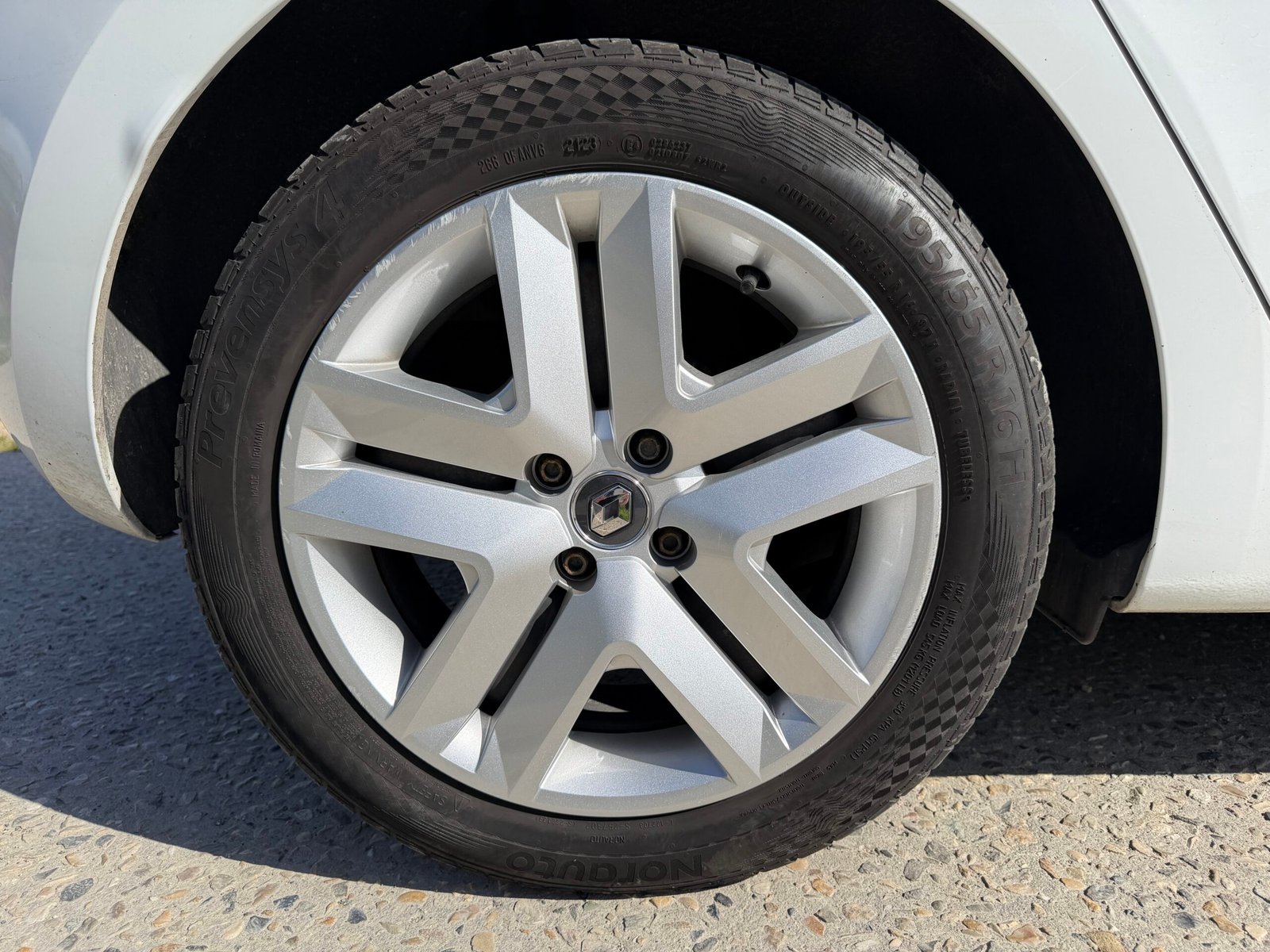 Renault Clio V 1,0 sce 100ch