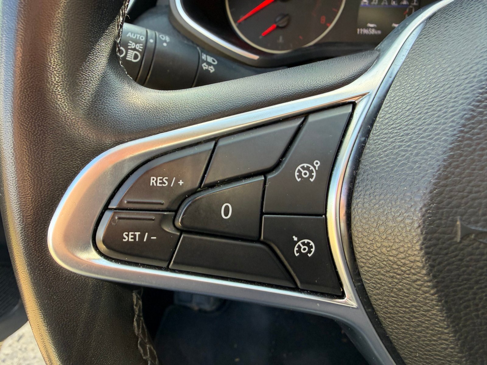 Renault Clio V 1,0 sce 100ch