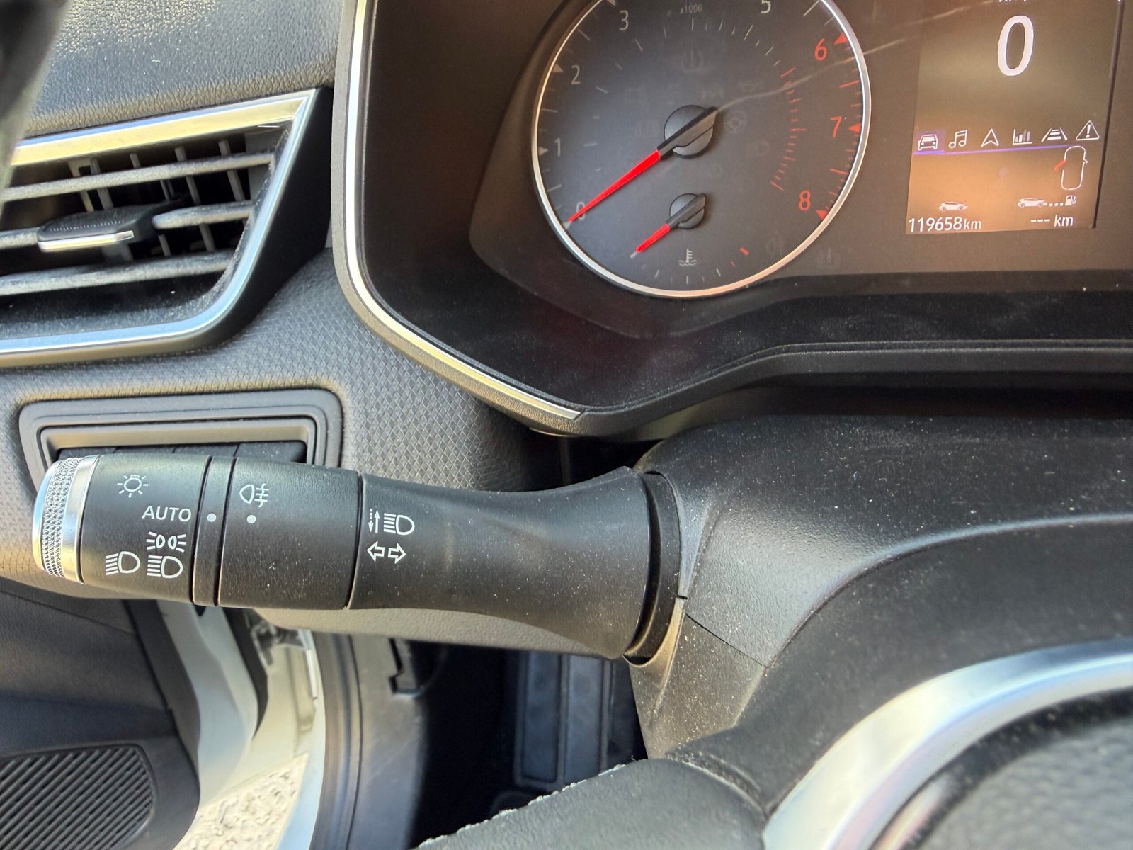 Renault Clio V 1,0 sce 100ch