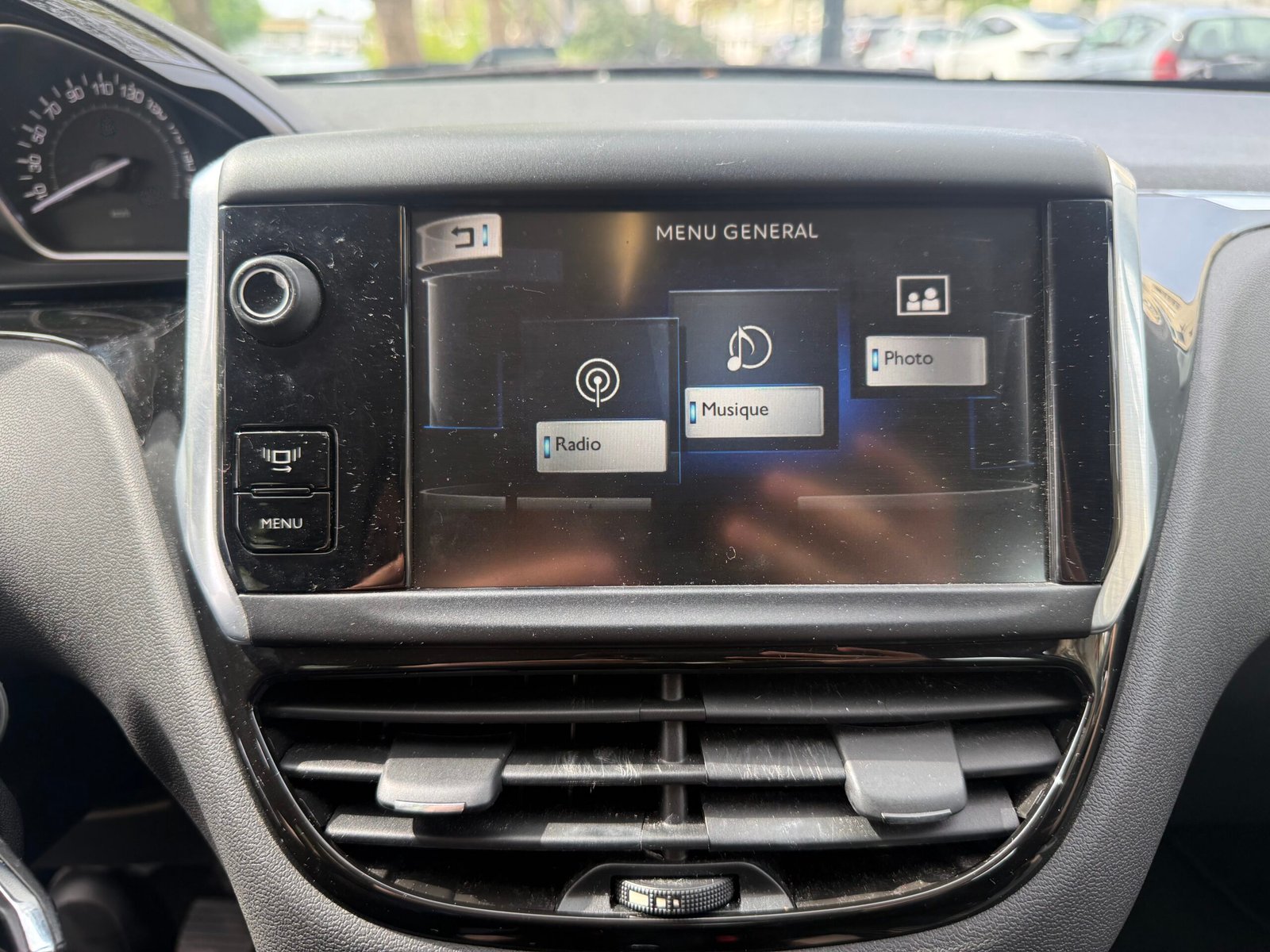 Peugeot 208 1.2 VTi 82Ch “Urban Soul”