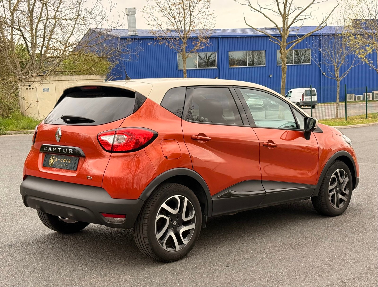 RENAULT Captur I 0.9 TCe eco2 90 cv édition Arizona