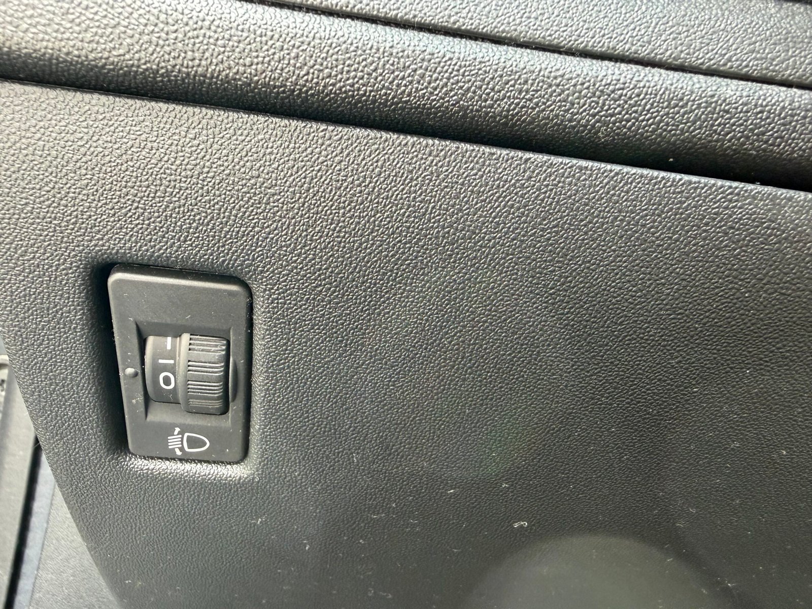 PEUGEOT 208 (2) 1.6 BLUEHDI 100 S&S BUSINESS 5P