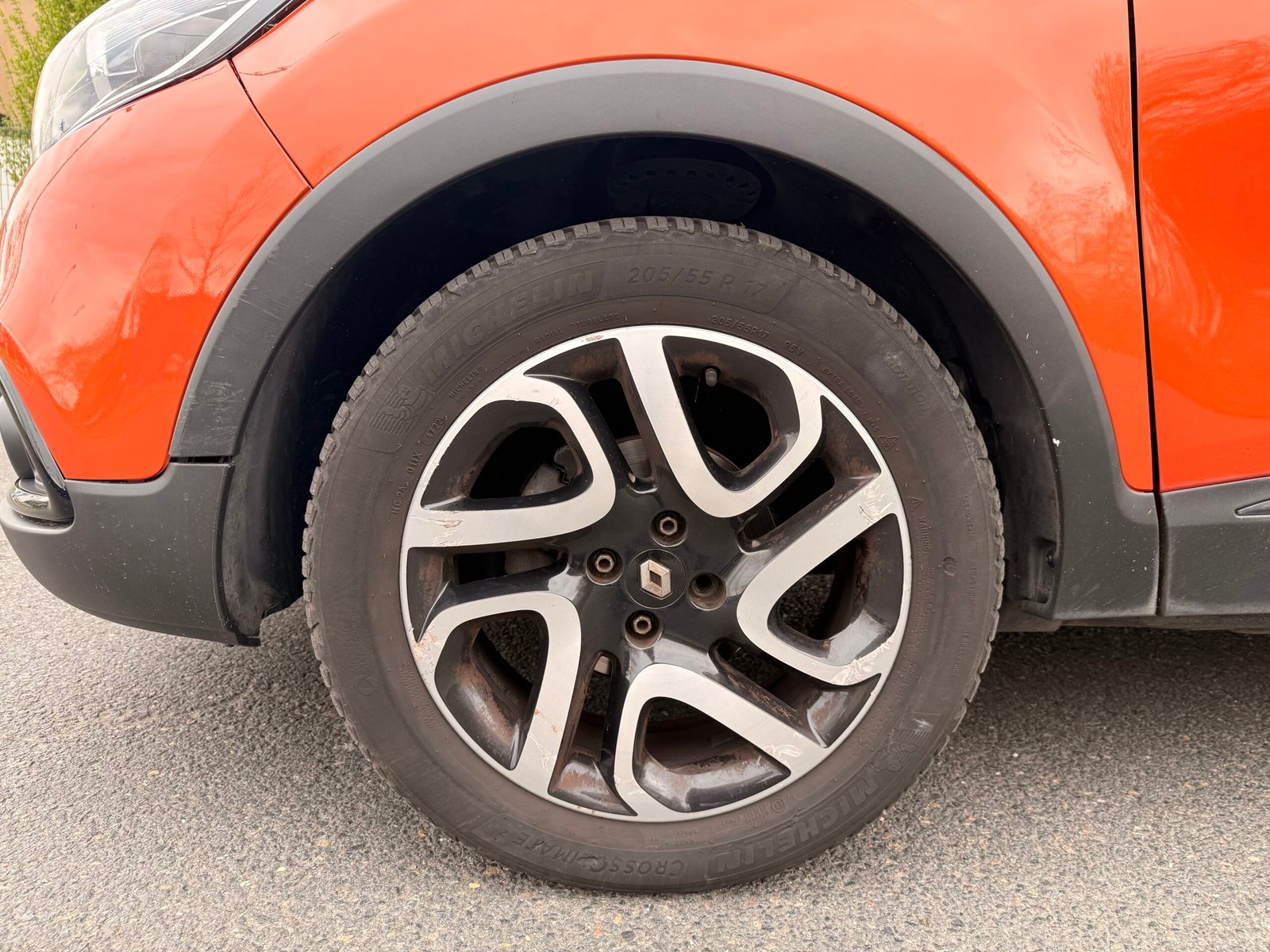 RENAULT Captur I 0.9 TCe eco2 90 cv édition Arizona