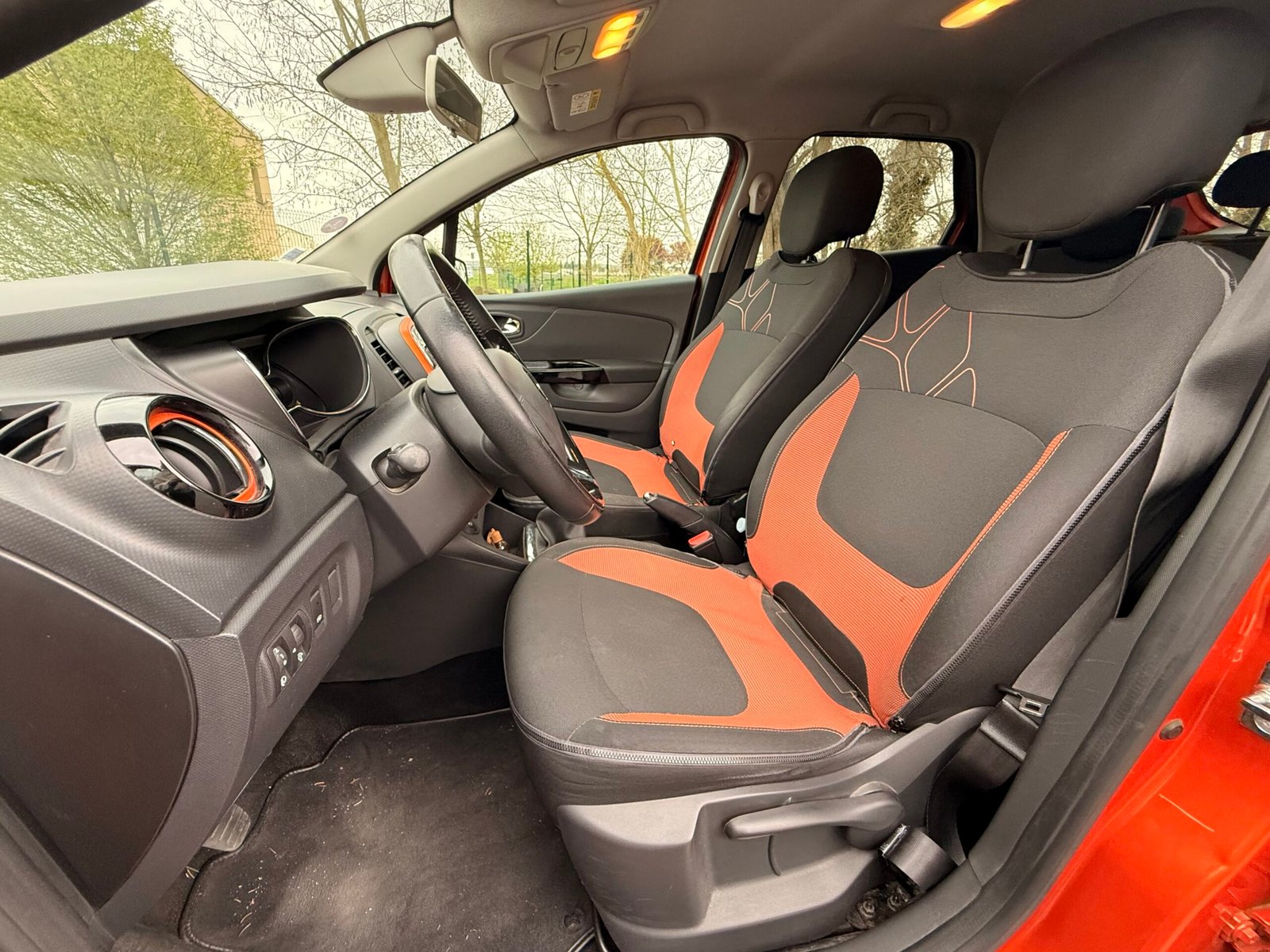 RENAULT Captur I 0.9 TCe eco2 90 cv édition Arizona