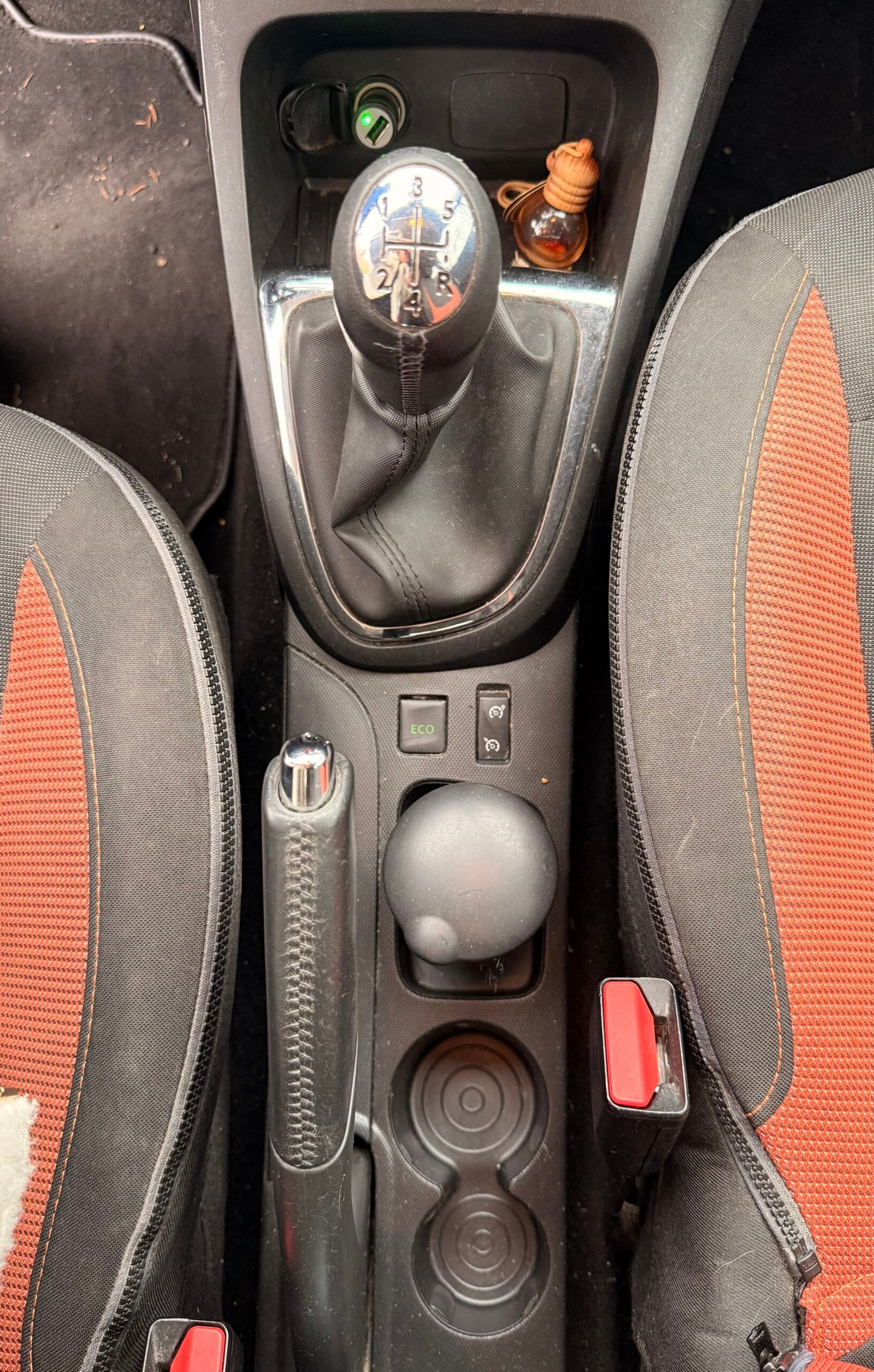 RENAULT Captur I 0.9 TCe eco2 90 cv édition Arizona