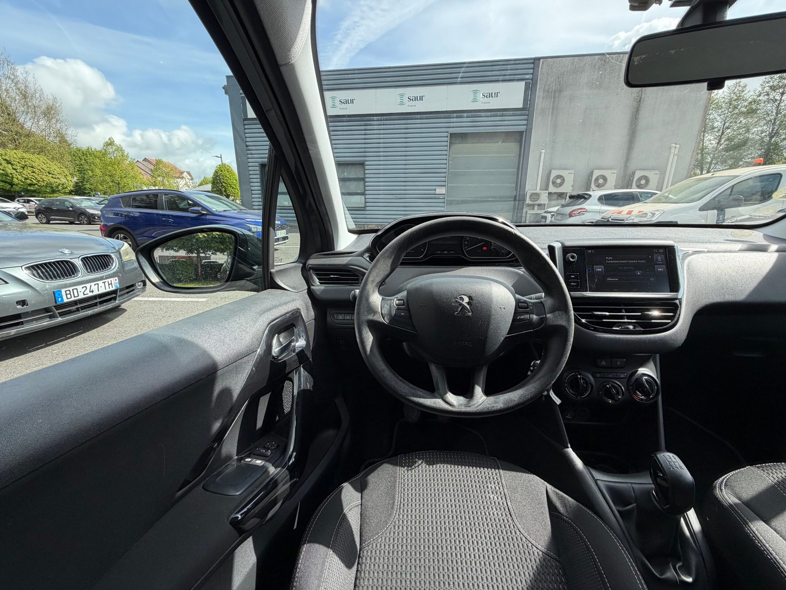 PEUGEOT 208 (2) 1.6 BLUEHDI 100 S&S BUSINESS 5P