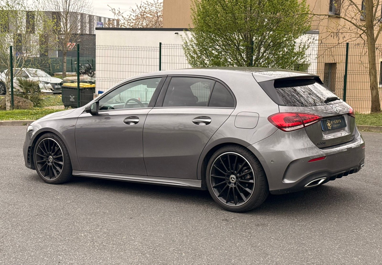 MERCEDES-BENZ Classe A 200 d 2.0 d 8G-DCT 150 cv Boîte auto / AMG Line Édition