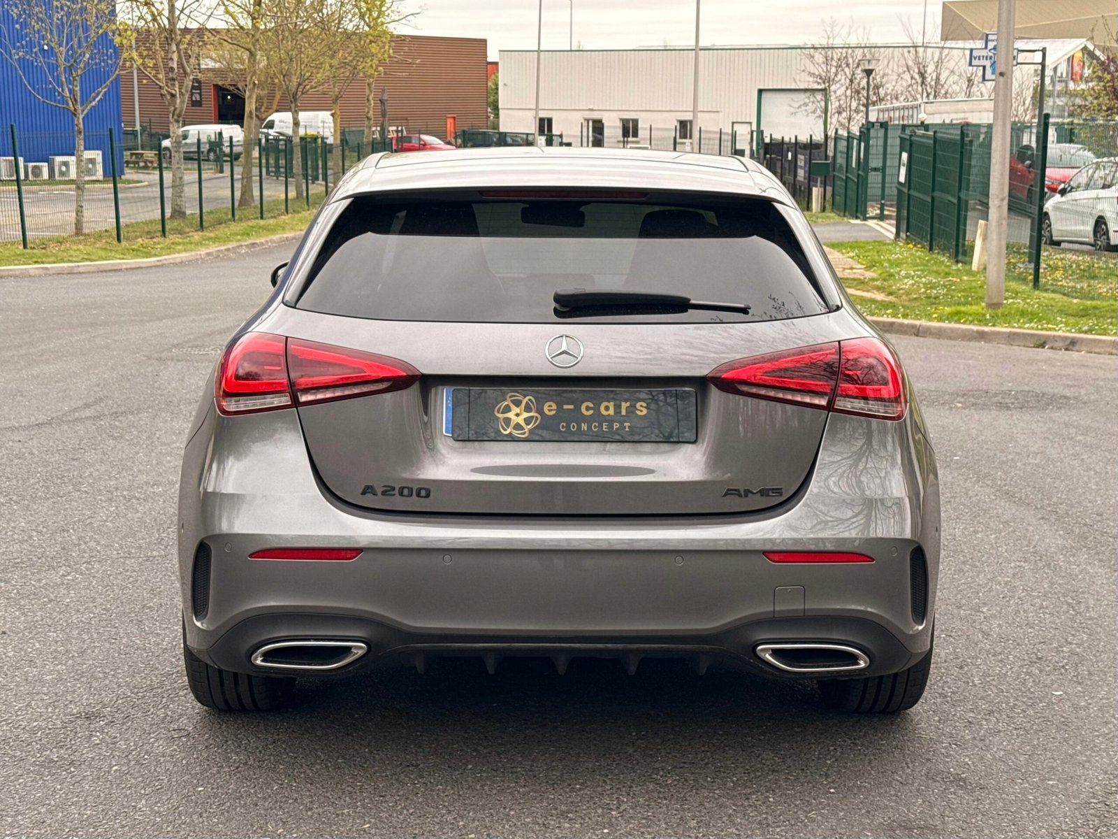 MERCEDES-BENZ Classe A 200 d 2.0 d 8G-DCT 150 cv Boîte auto / AMG Line Édition